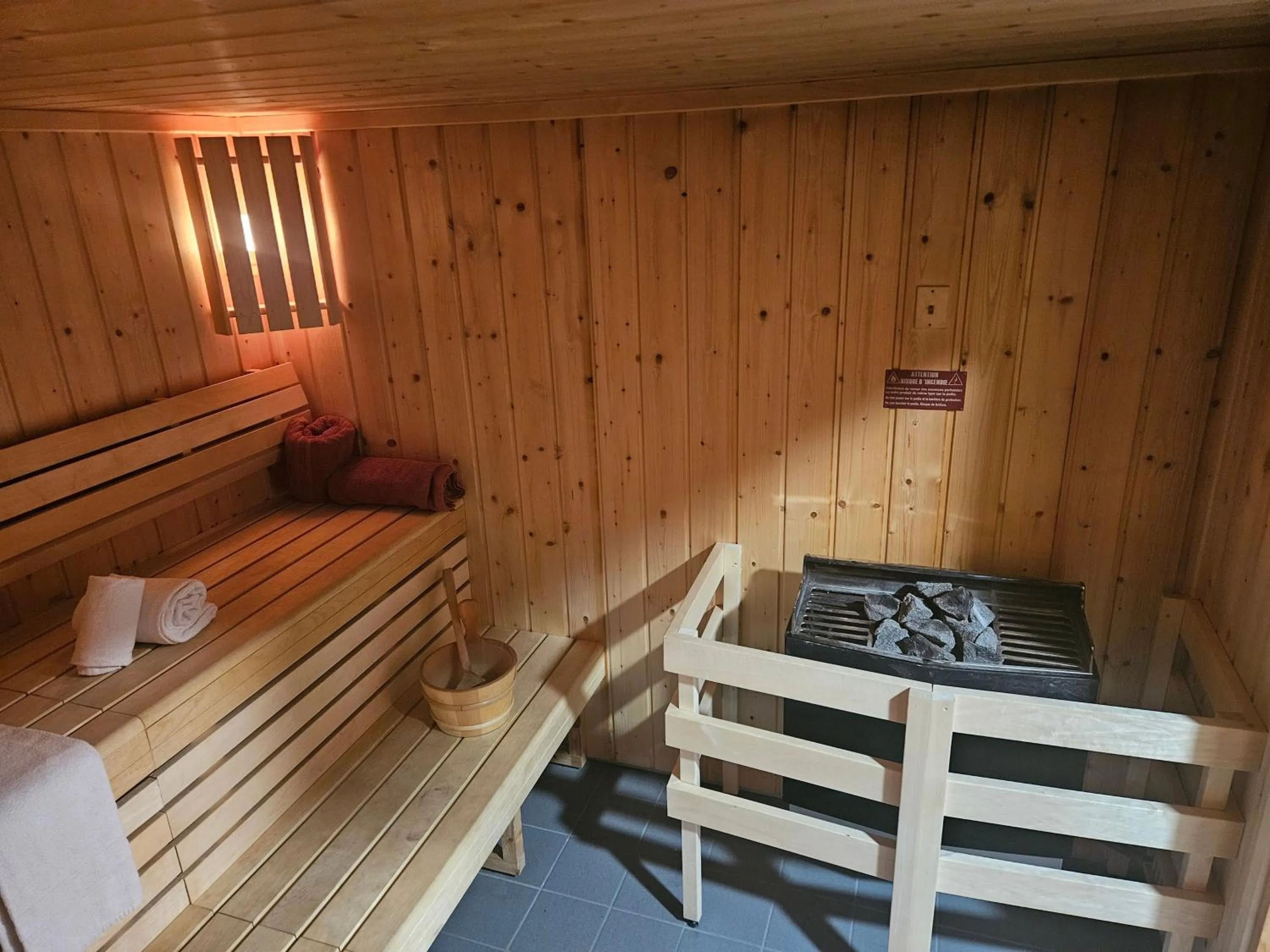 Sauna in Terres de France - Appart Hôtel Rouen Flaubert