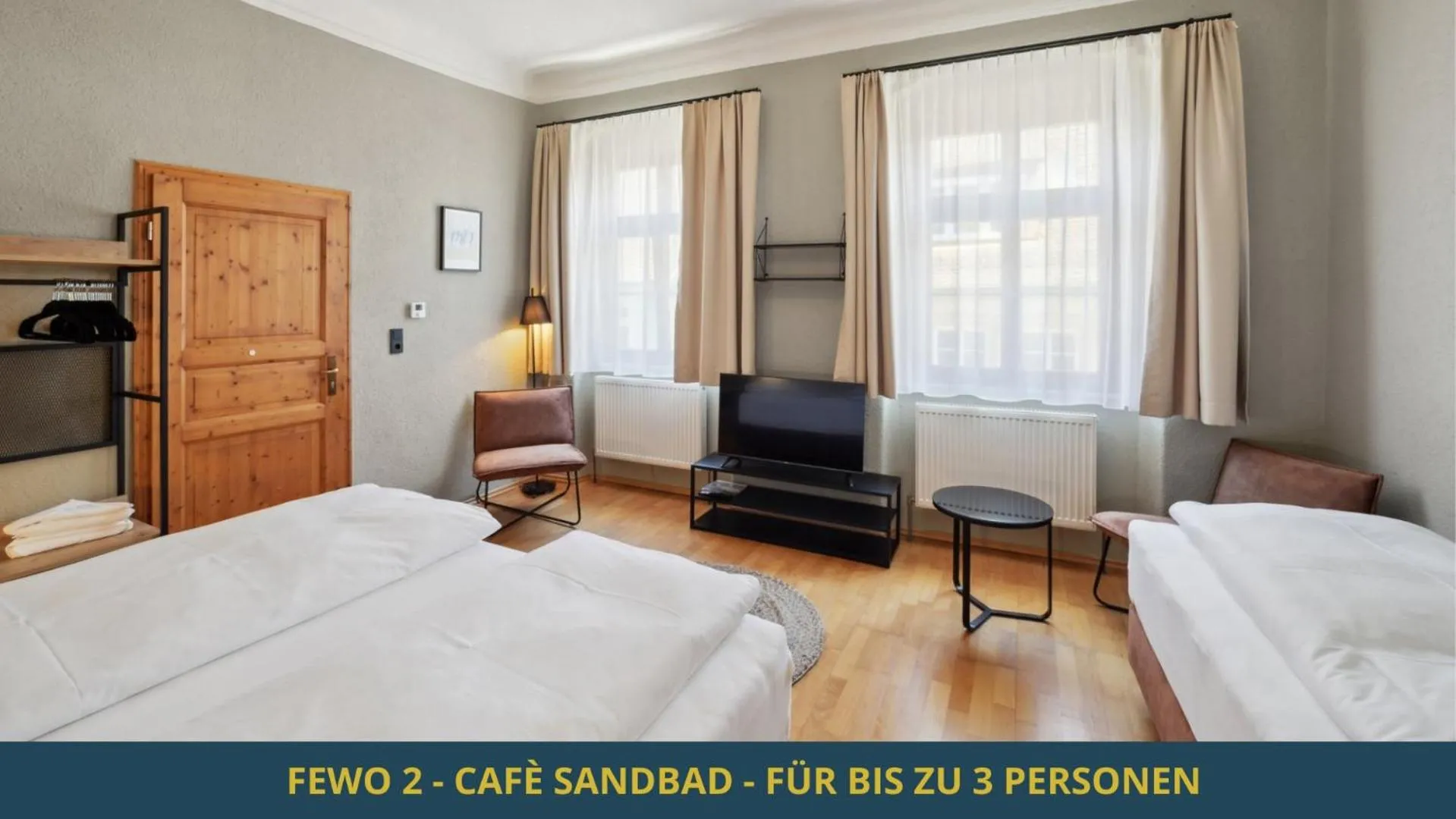 Bed in SandAPART34 - 4 tolle FeWos von 1-9 Pers mitten in der Altstadt