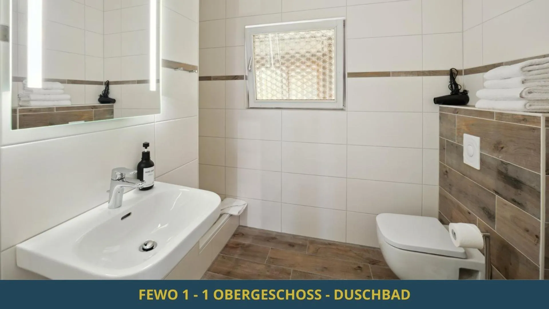 Toilet in SandAPART34 - 4 tolle FeWos von 1-9 Pers mitten in der Altstadt