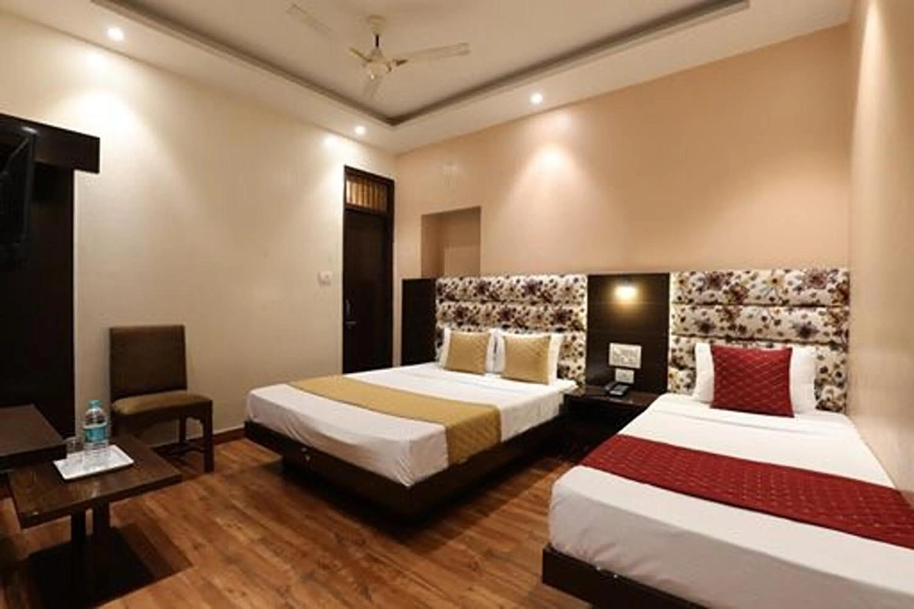 Bed in Hotel Amrit Near Old Delhi Railway Station