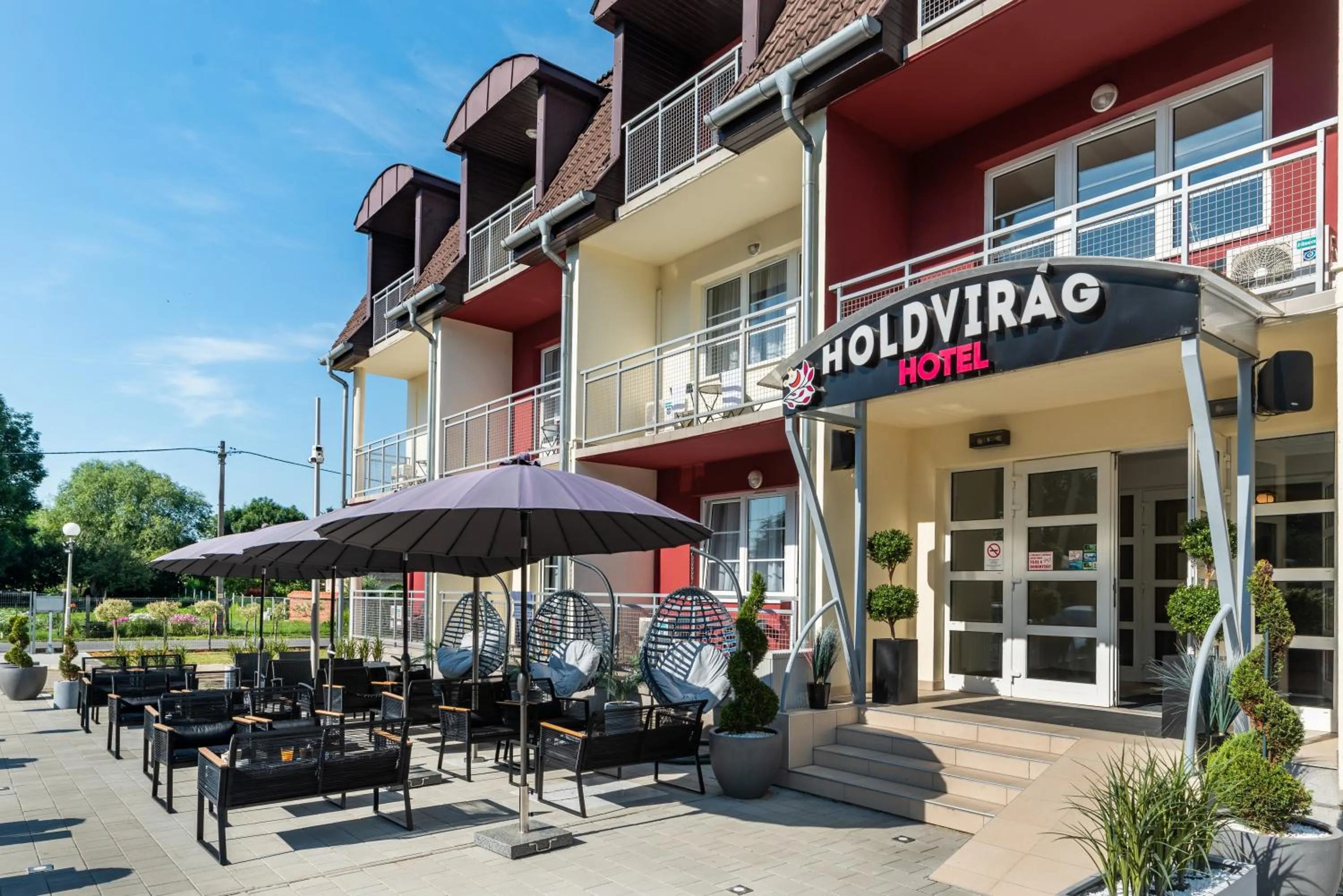 Property building in Holdvirág Hotel