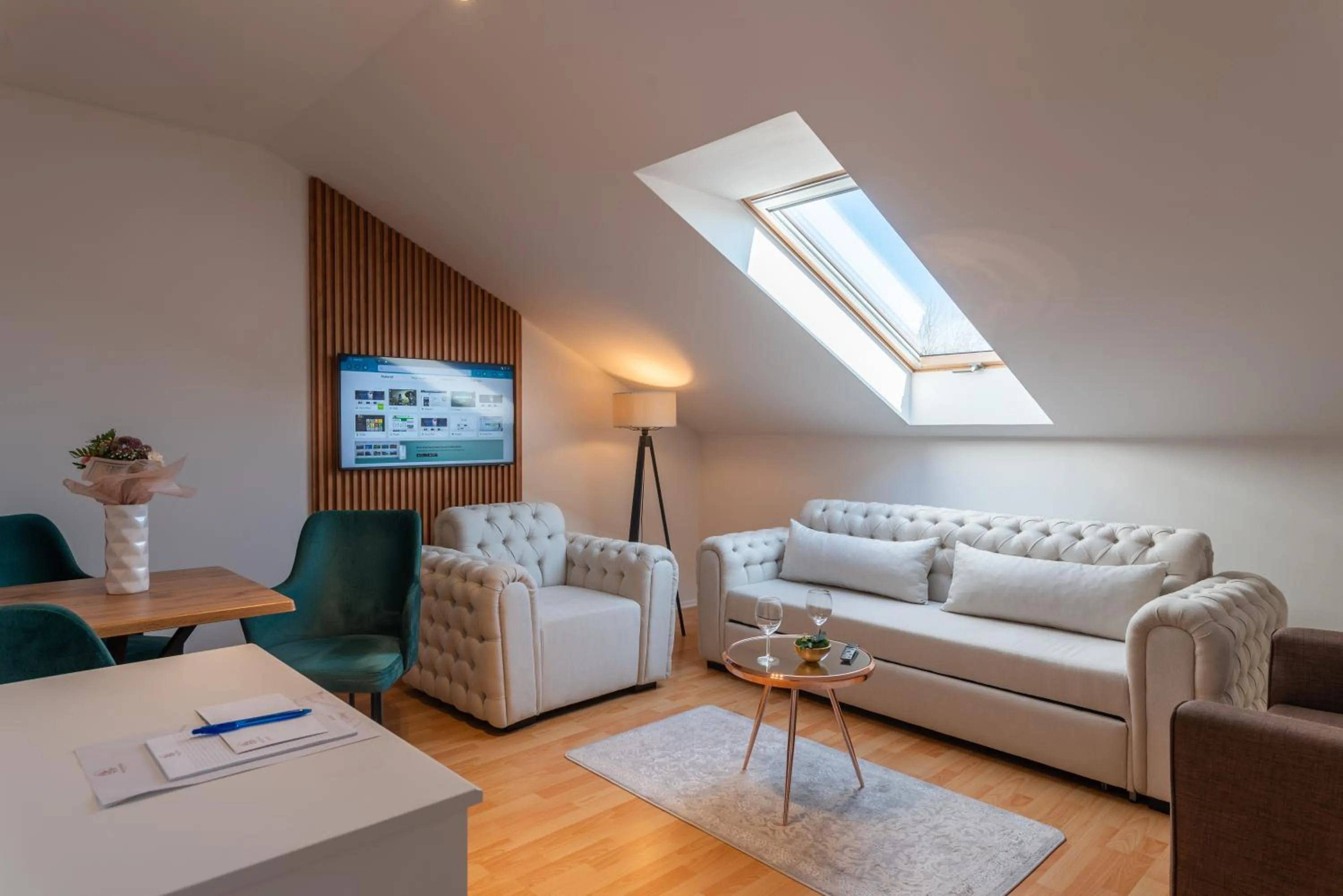 Living room in Holdvirág Hotel