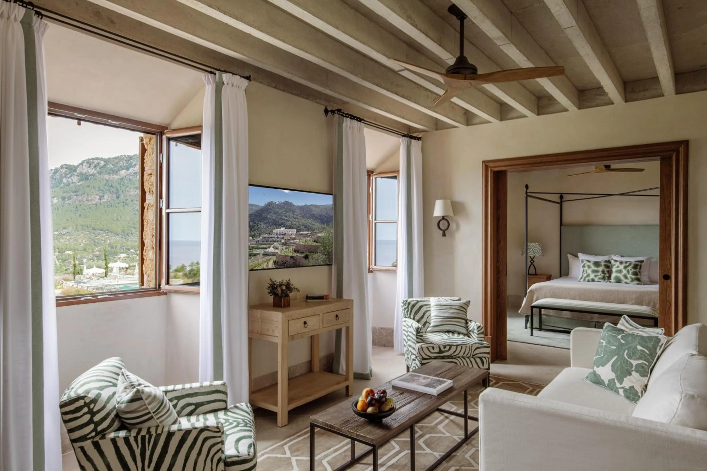 Bed in Son Bunyola Resort and Villas