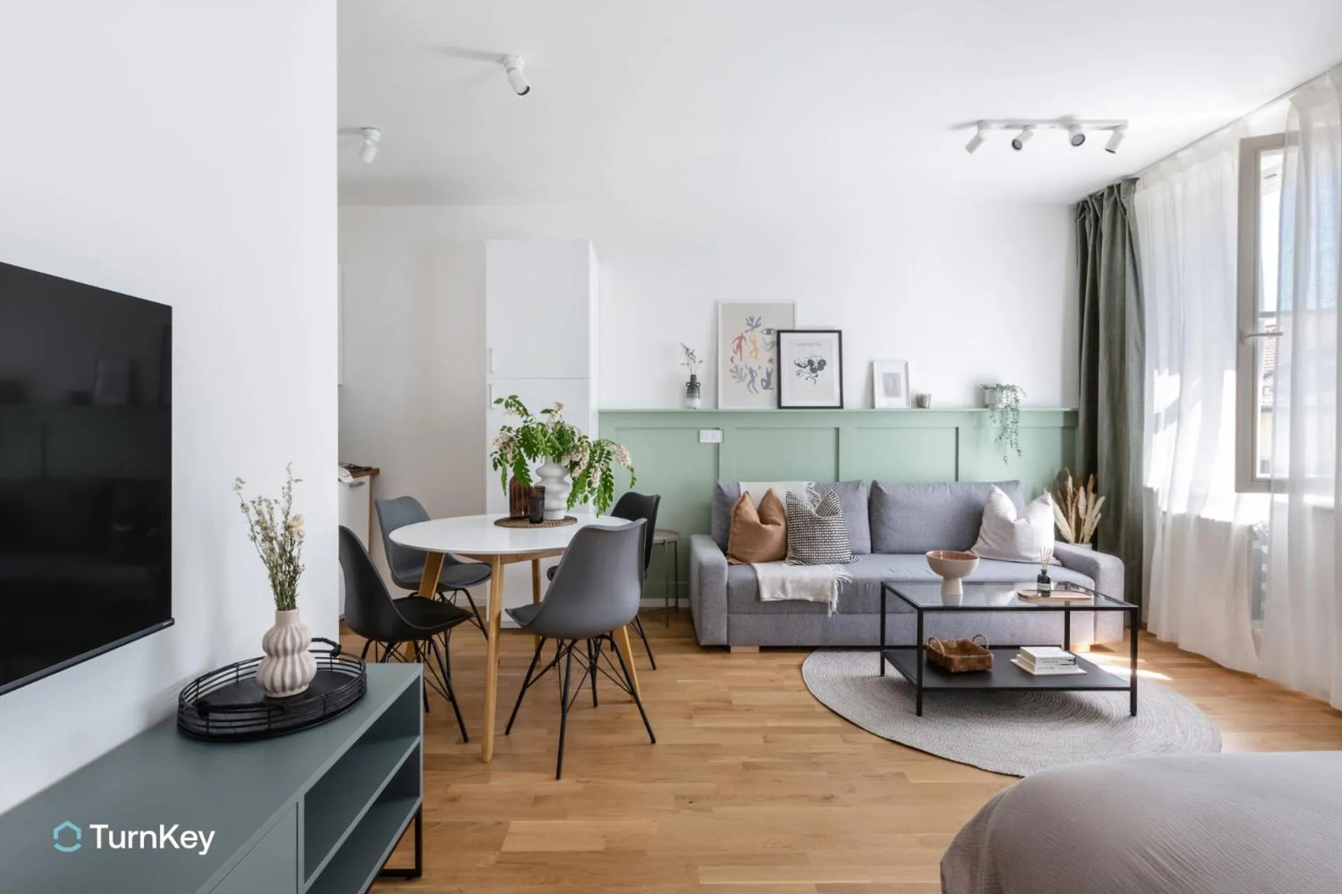 TurnKey I National Museum Apartments