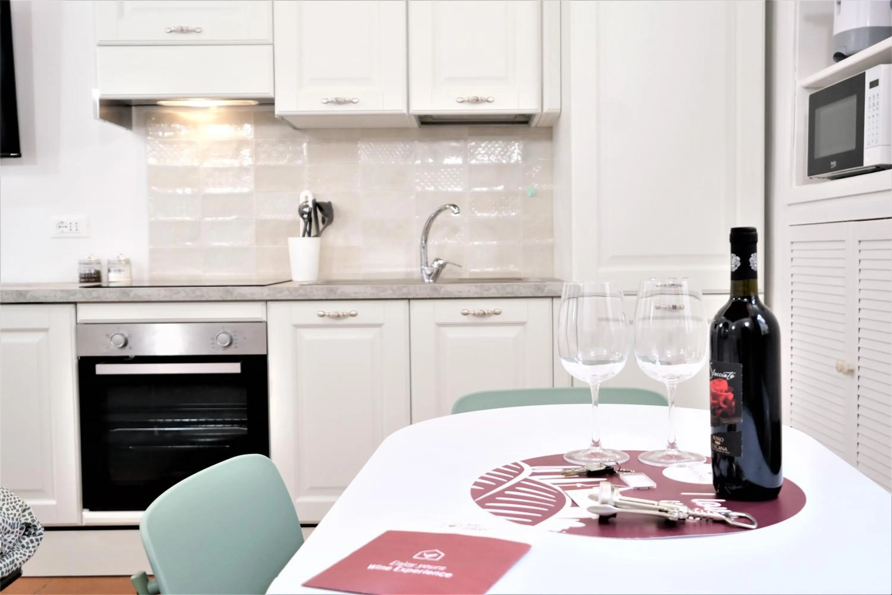 Kitchen or kitchenette in Wine Apartments Florence Ribolla