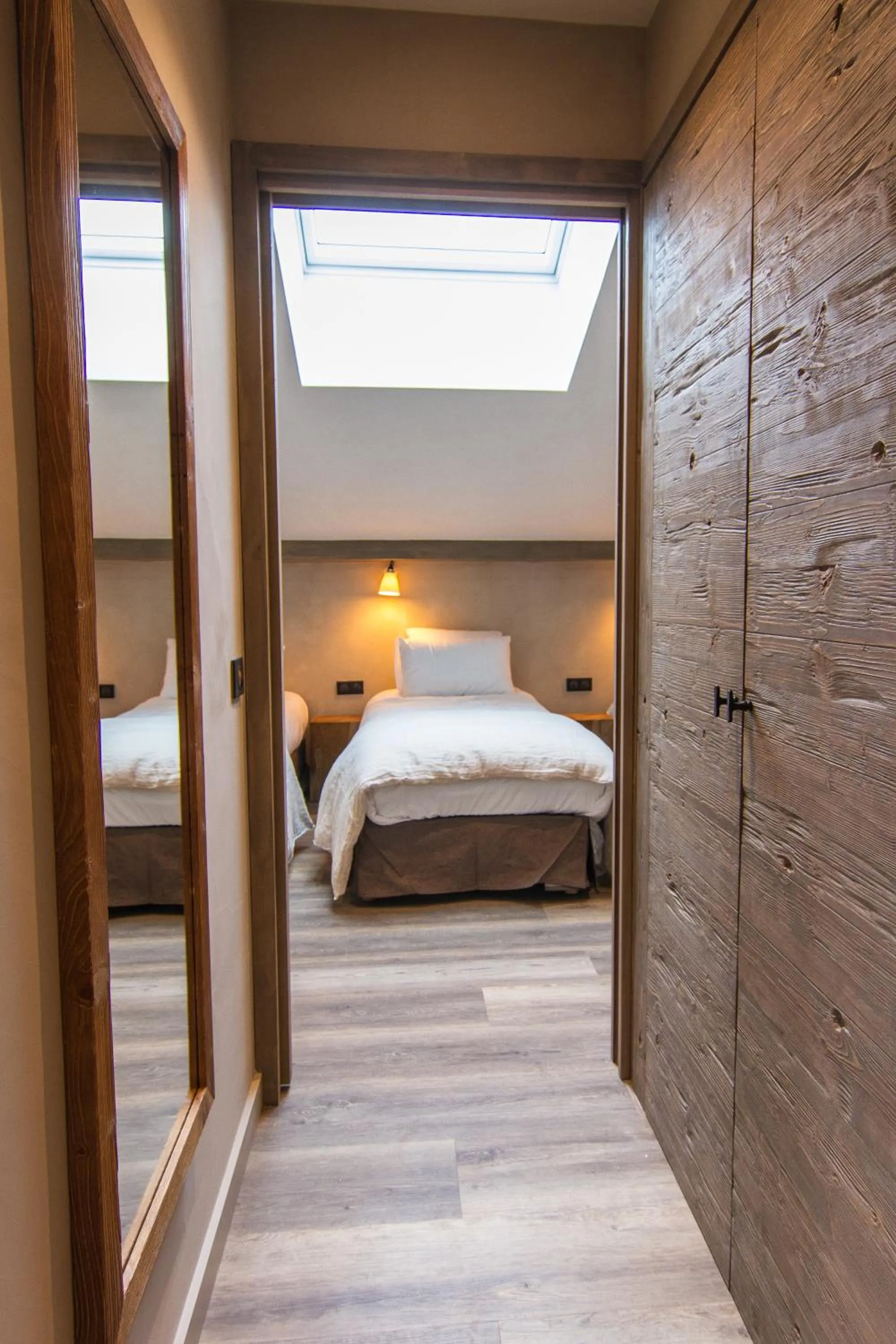 Bed in Hôtel de la Roche