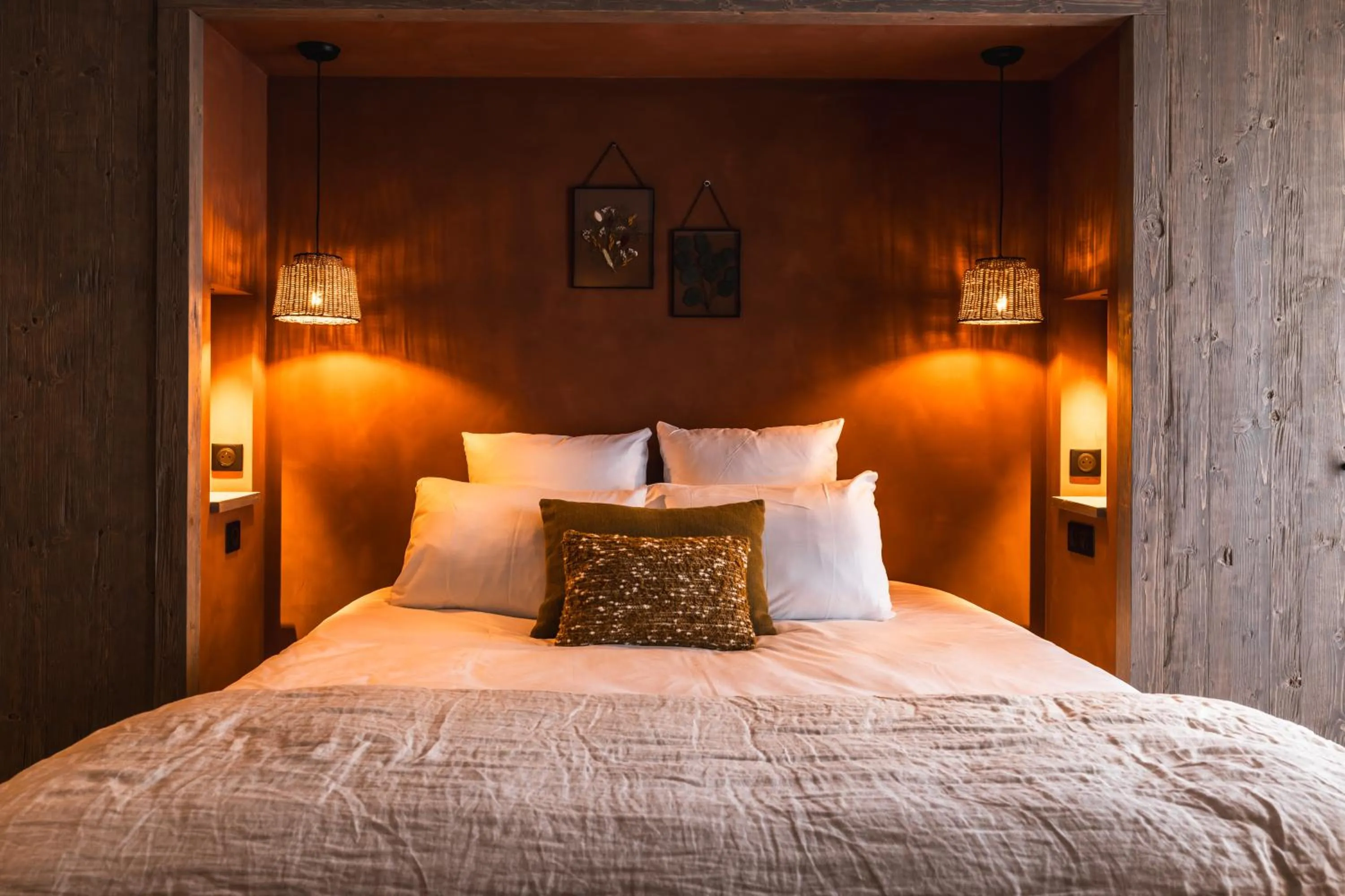 Bed in Hôtel de la Roche