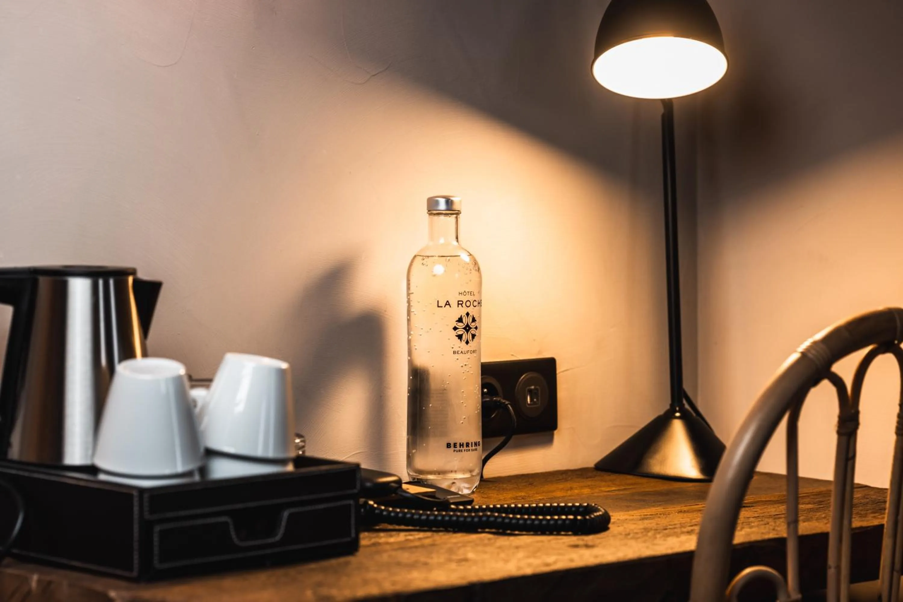 Coffee/tea facilities in Hôtel de la Roche