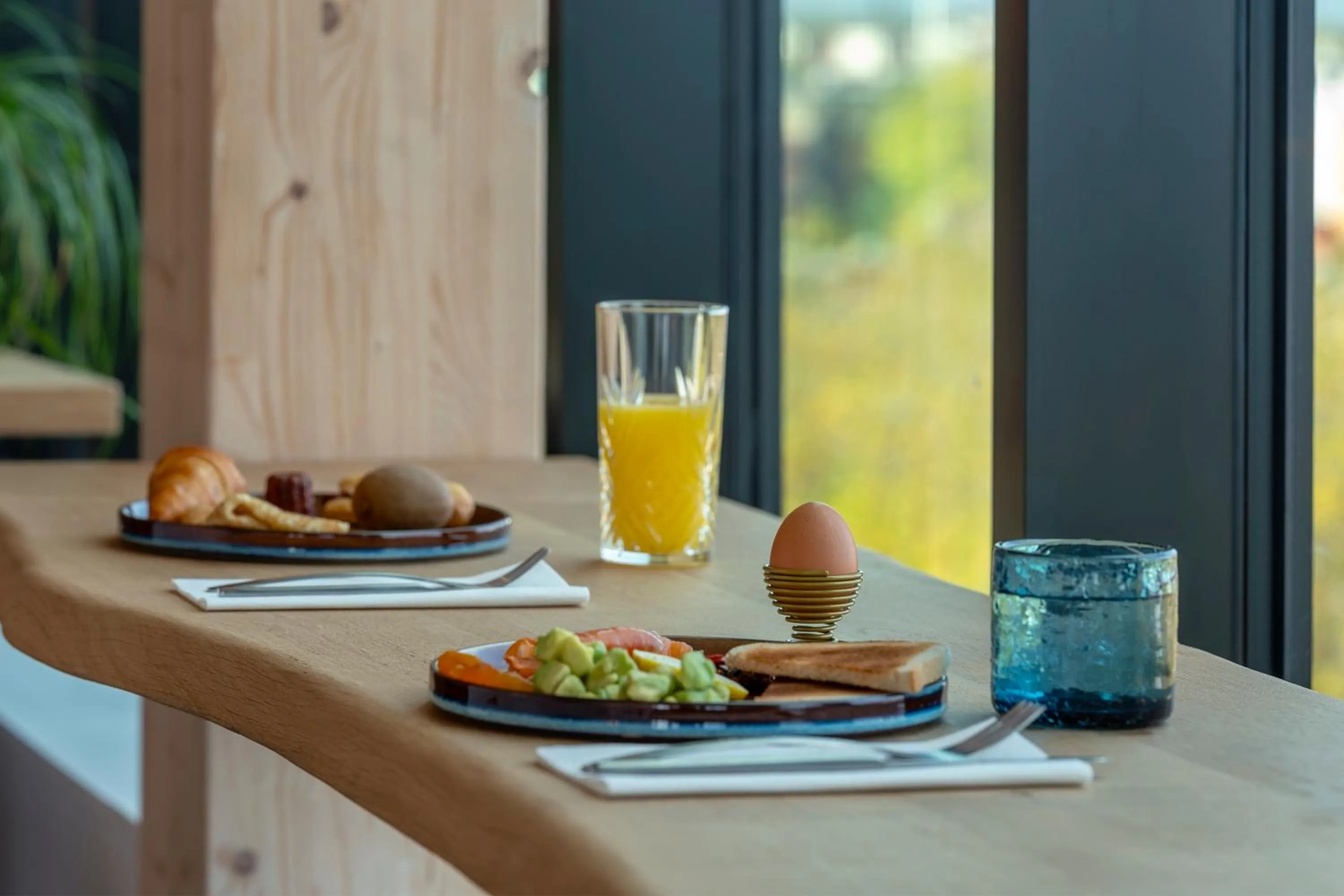 Buffet breakfast in Quai Central