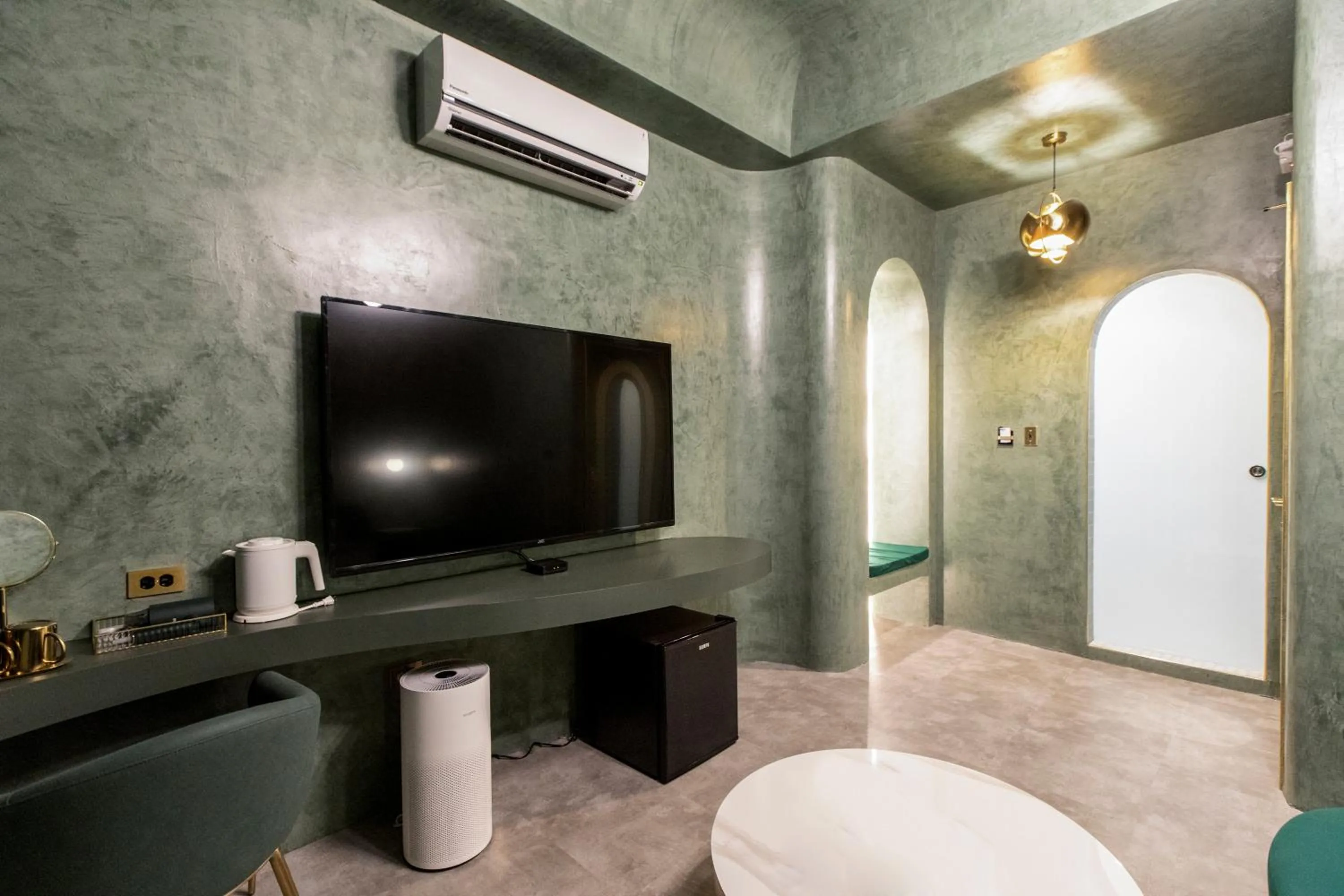 TV and multimedia in ART BnB