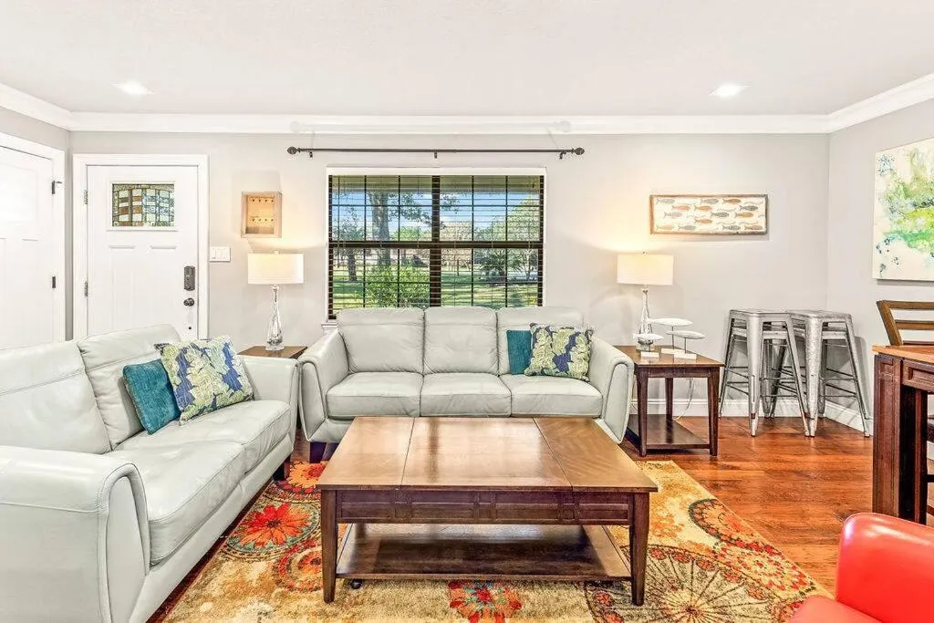 Living room in Foley Palms & OWA Resort / Pool