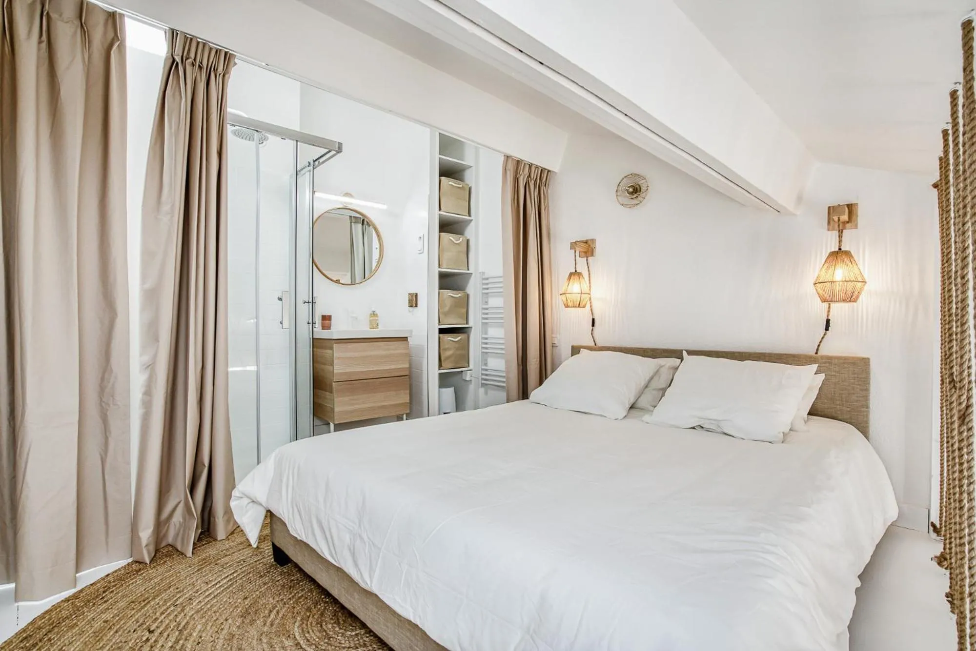 Bedroom, Bed in My little St-Tropez