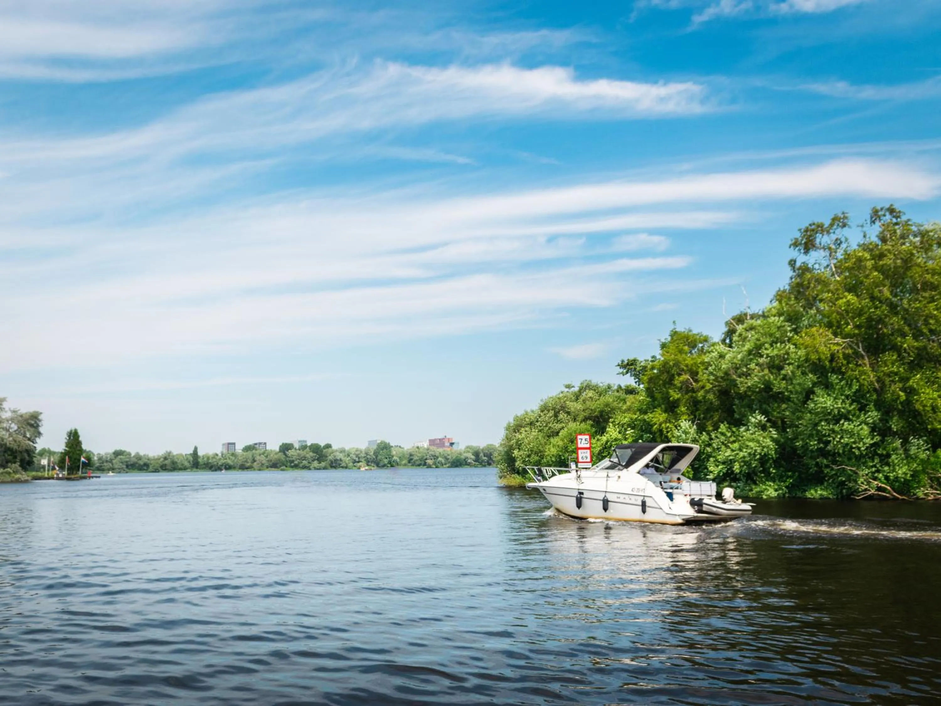 Natural landscape in Amsterdam Lake Hotel