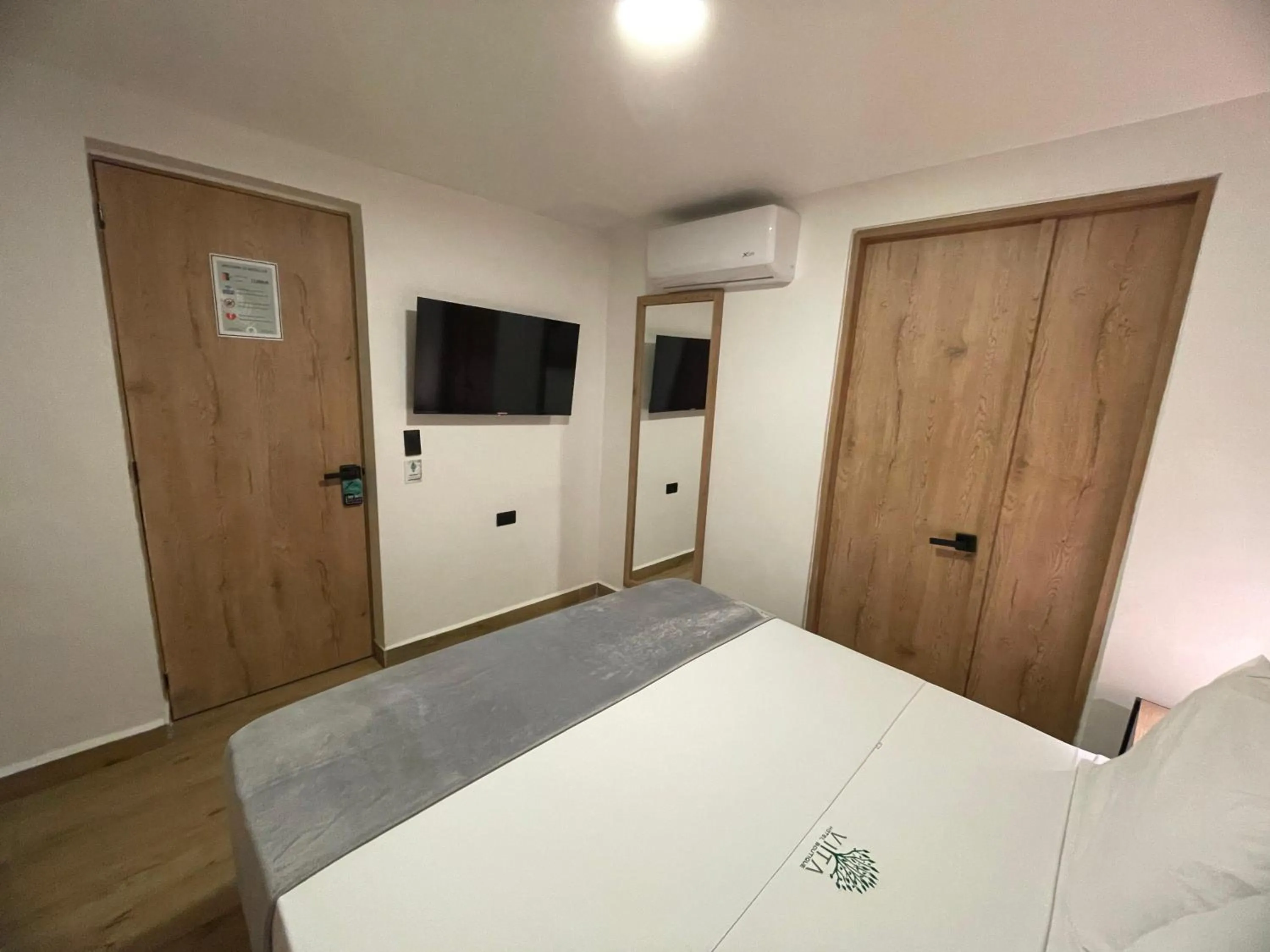 Bedroom, Bed in Vita Hotel Boutique - Aire Acondicionado & Desayuno