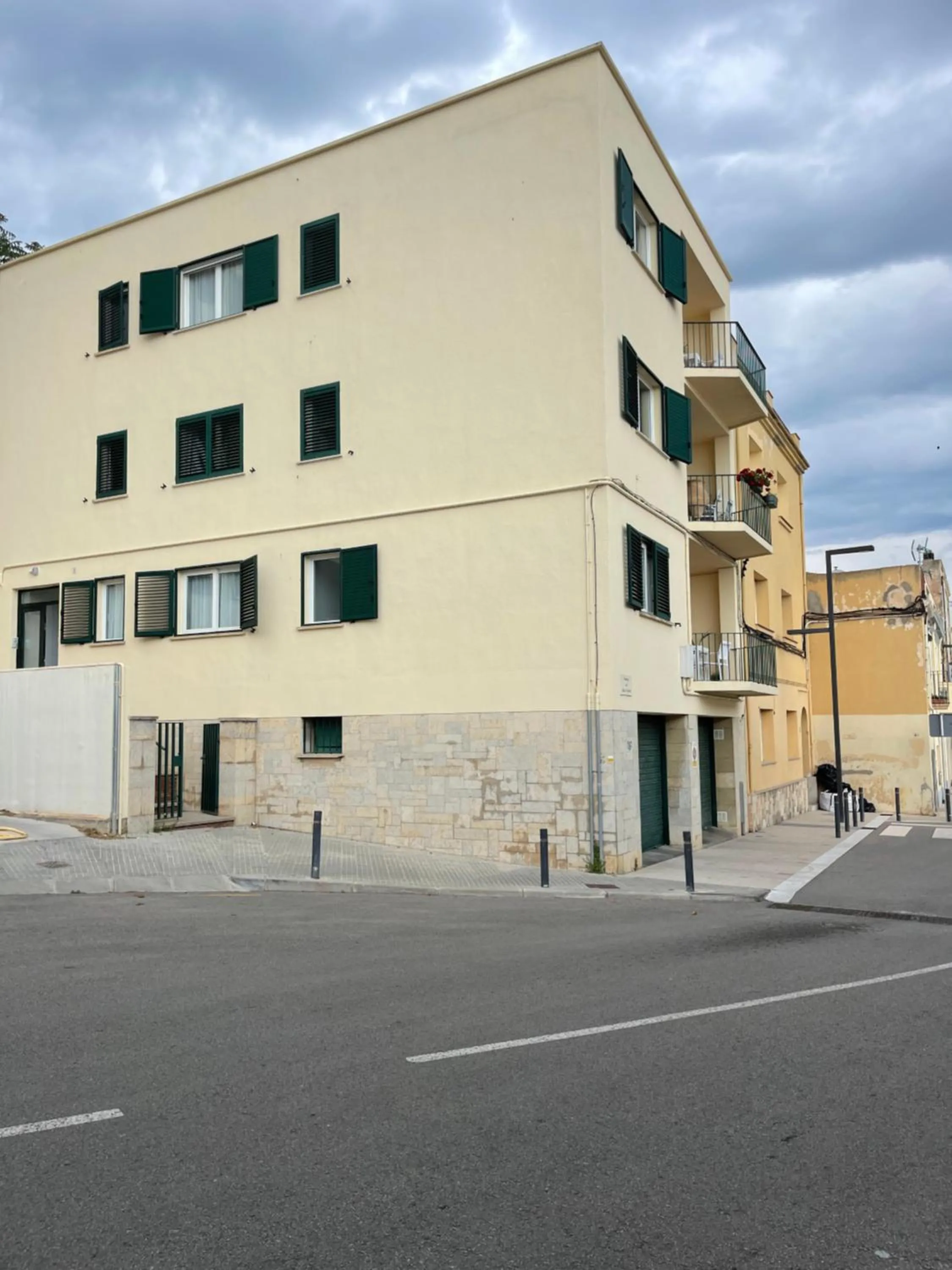 Property building in Arena, exquisito apartamento con aire acondicionado en la playa