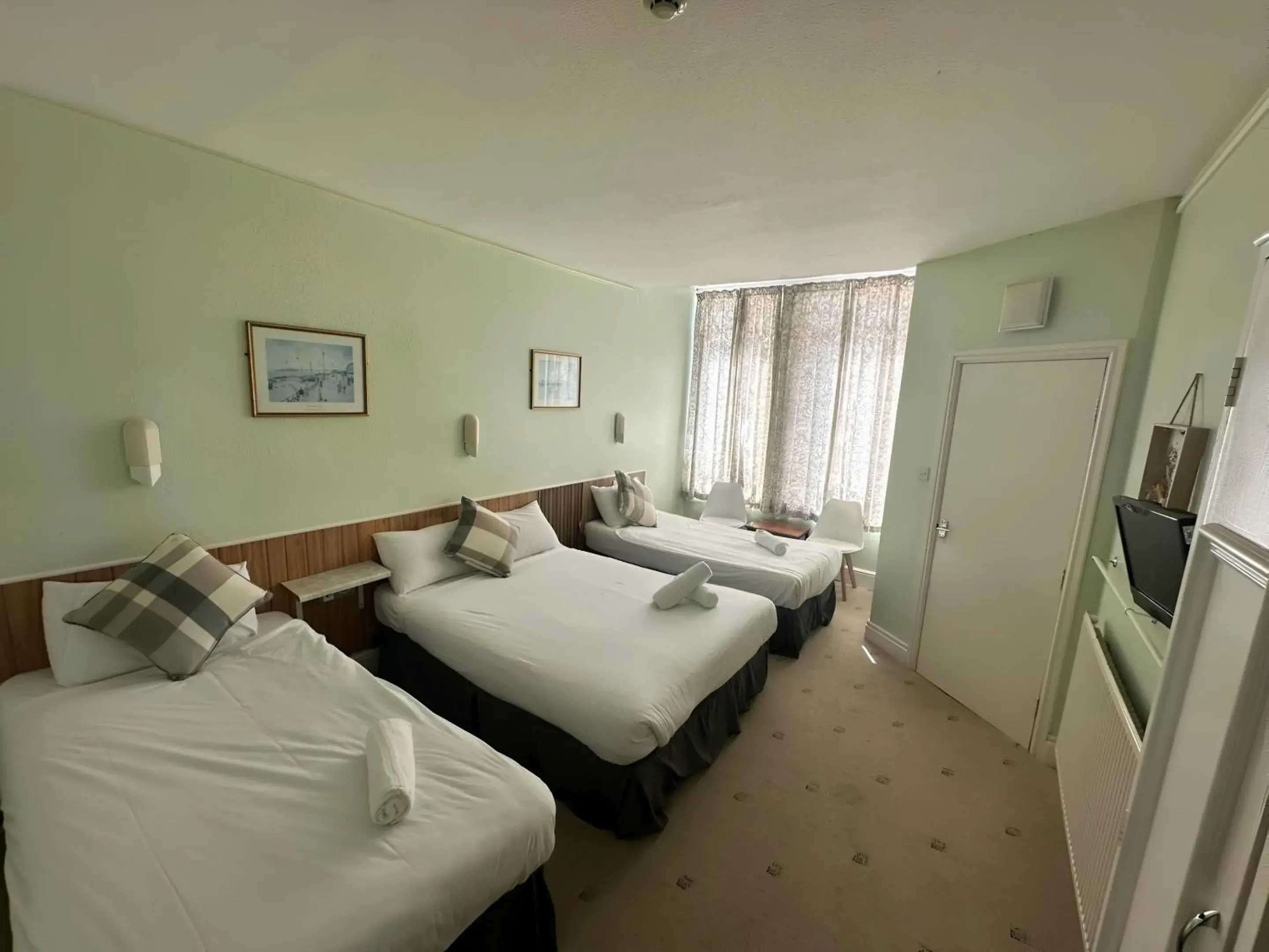 Family Room in Green Gables Hotel Family Room in Green Gables Hotel