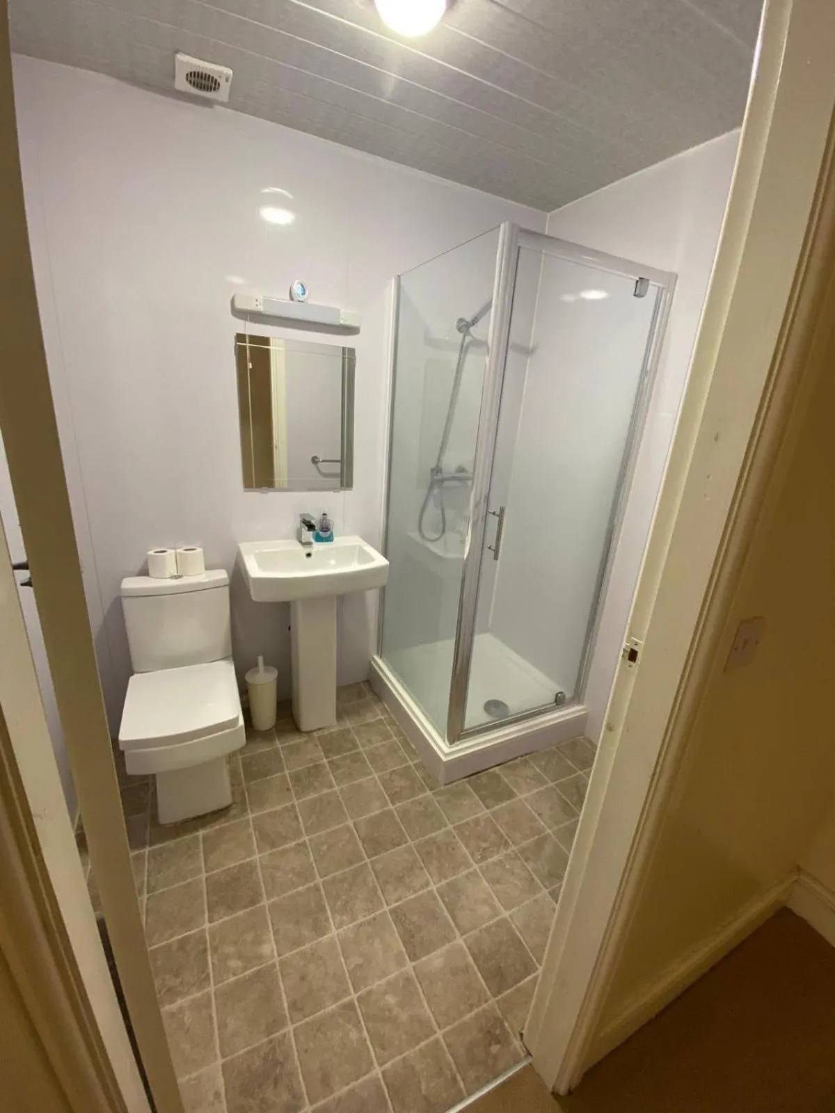 Bathroom in Green Gables Hotel