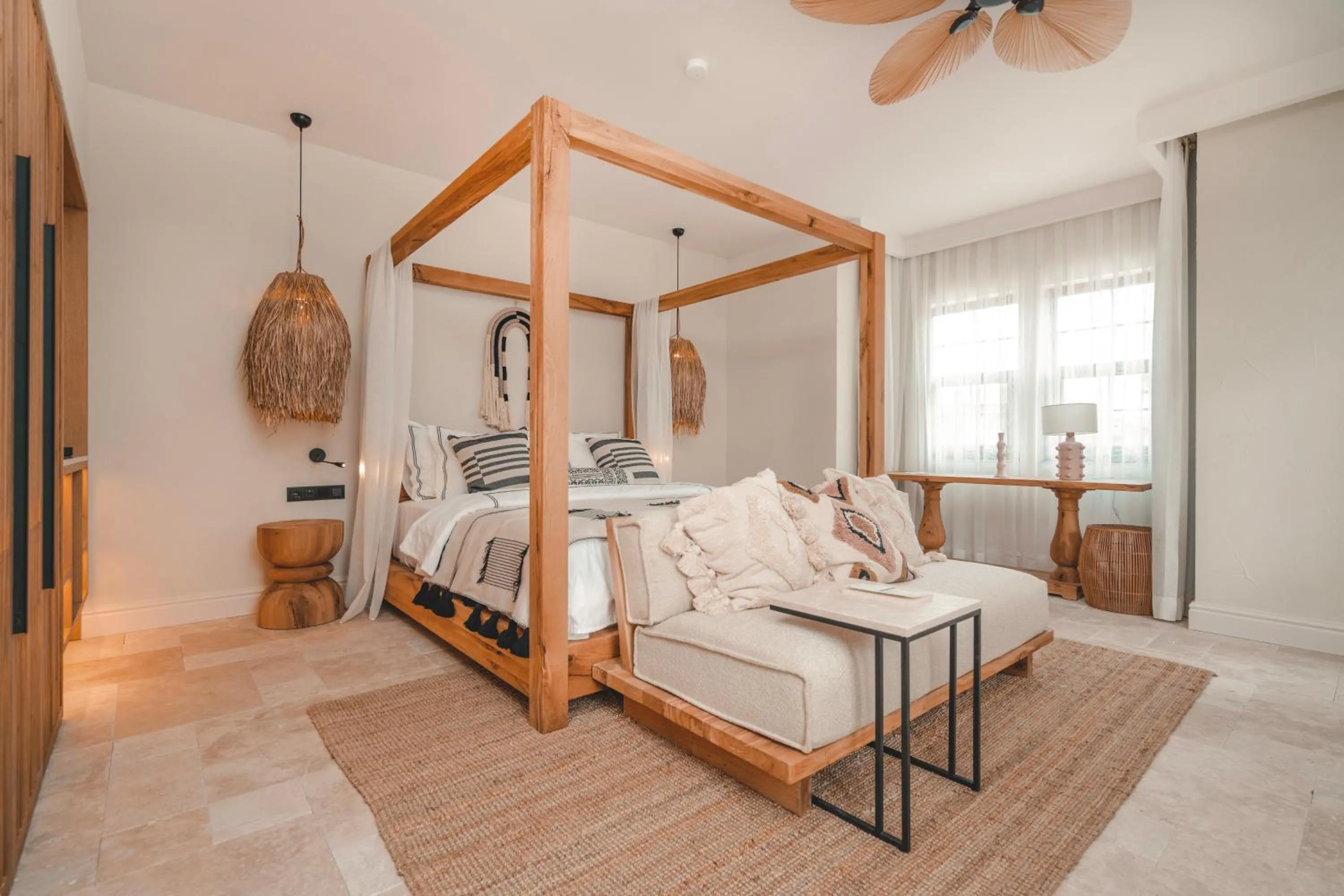 Bed in 6 ROOMS BY AZUMARE