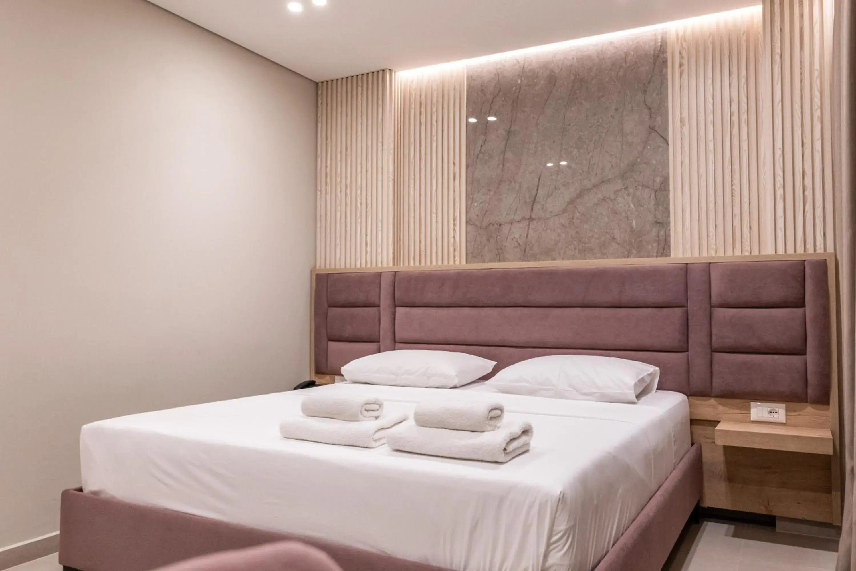 Triple Room with City View in Koko Hotel Triple Room with City View in Koko Hotel