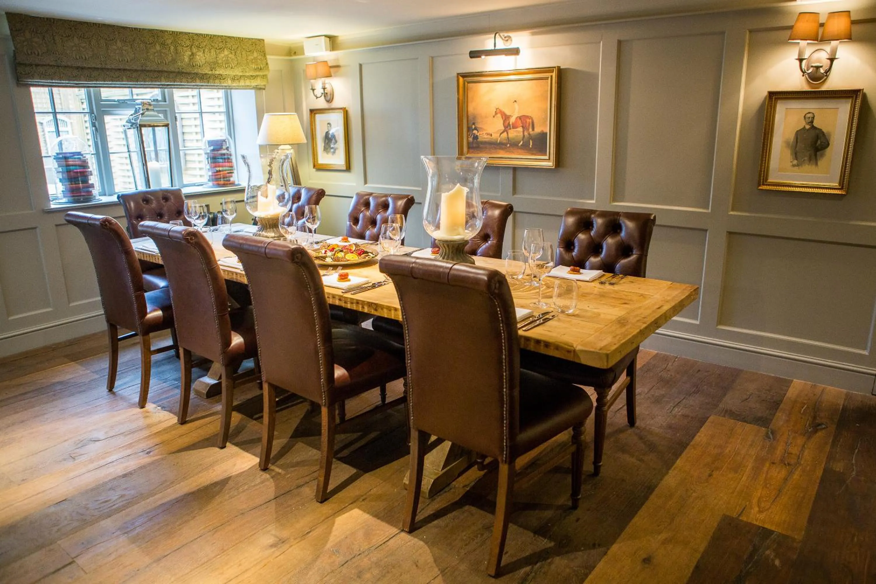 Restaurant/places to eat in The Porch House