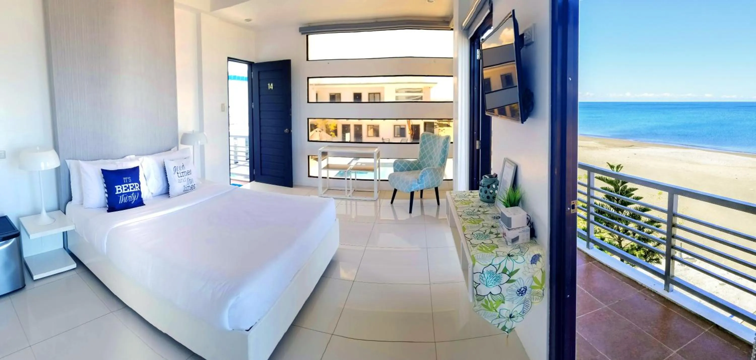 View (from property/room), Bed in Blue Coast Beach Hotel