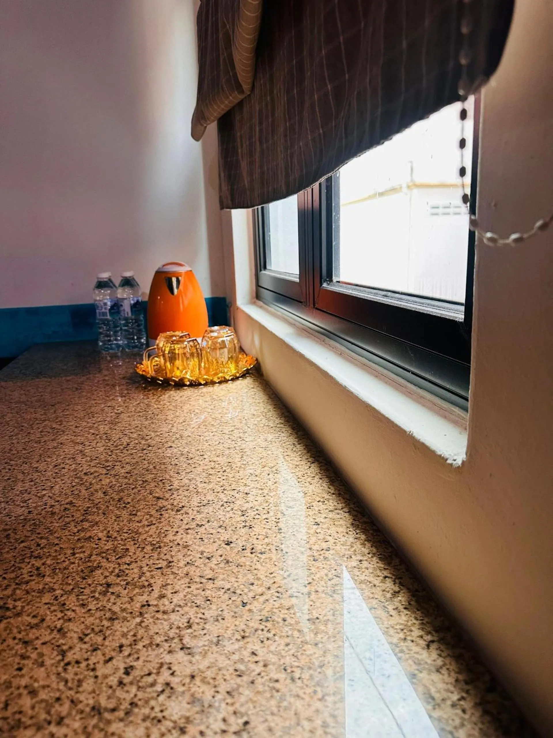 Property building in Maxwell inn