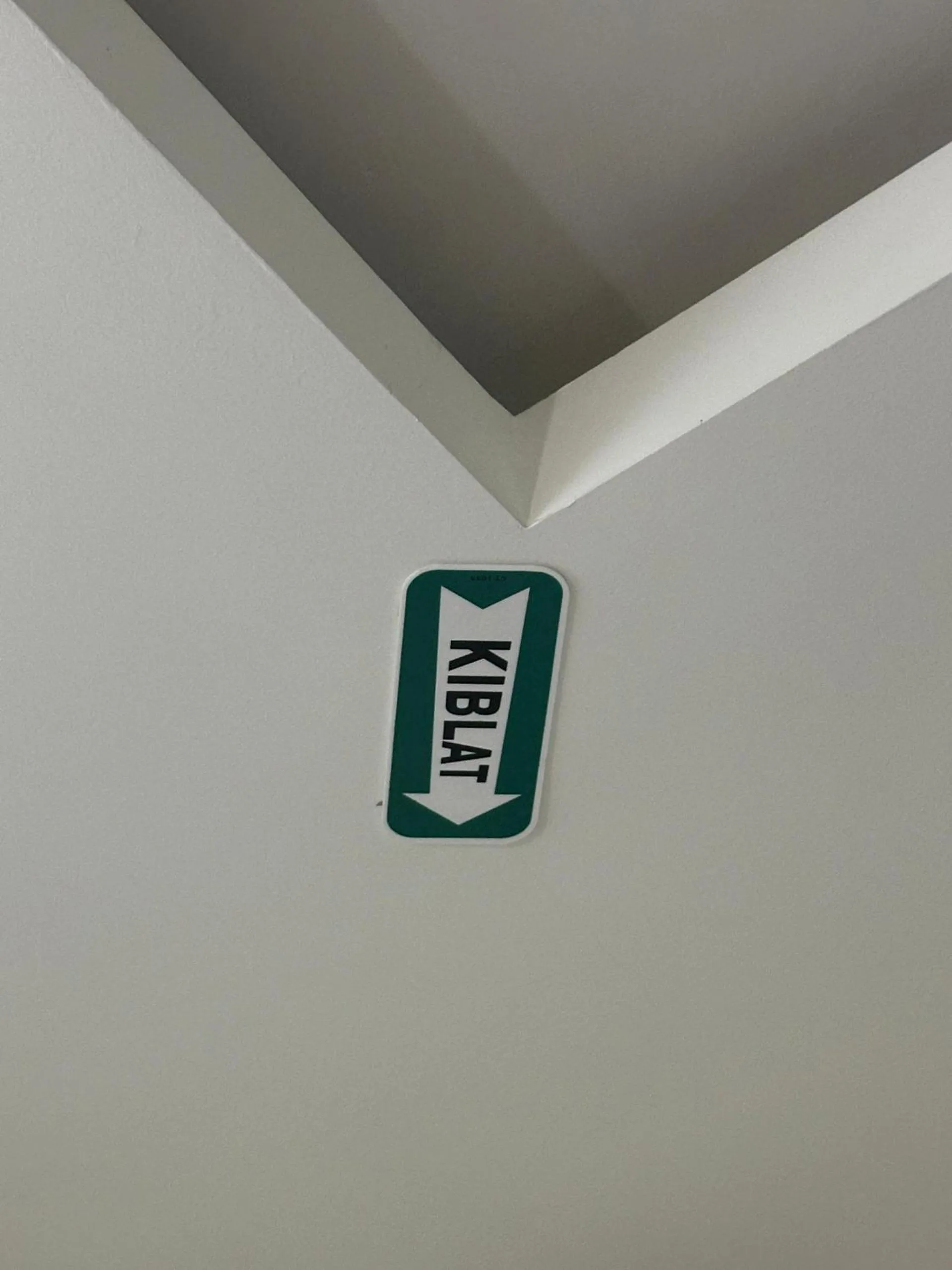 Property building in Maxwell inn