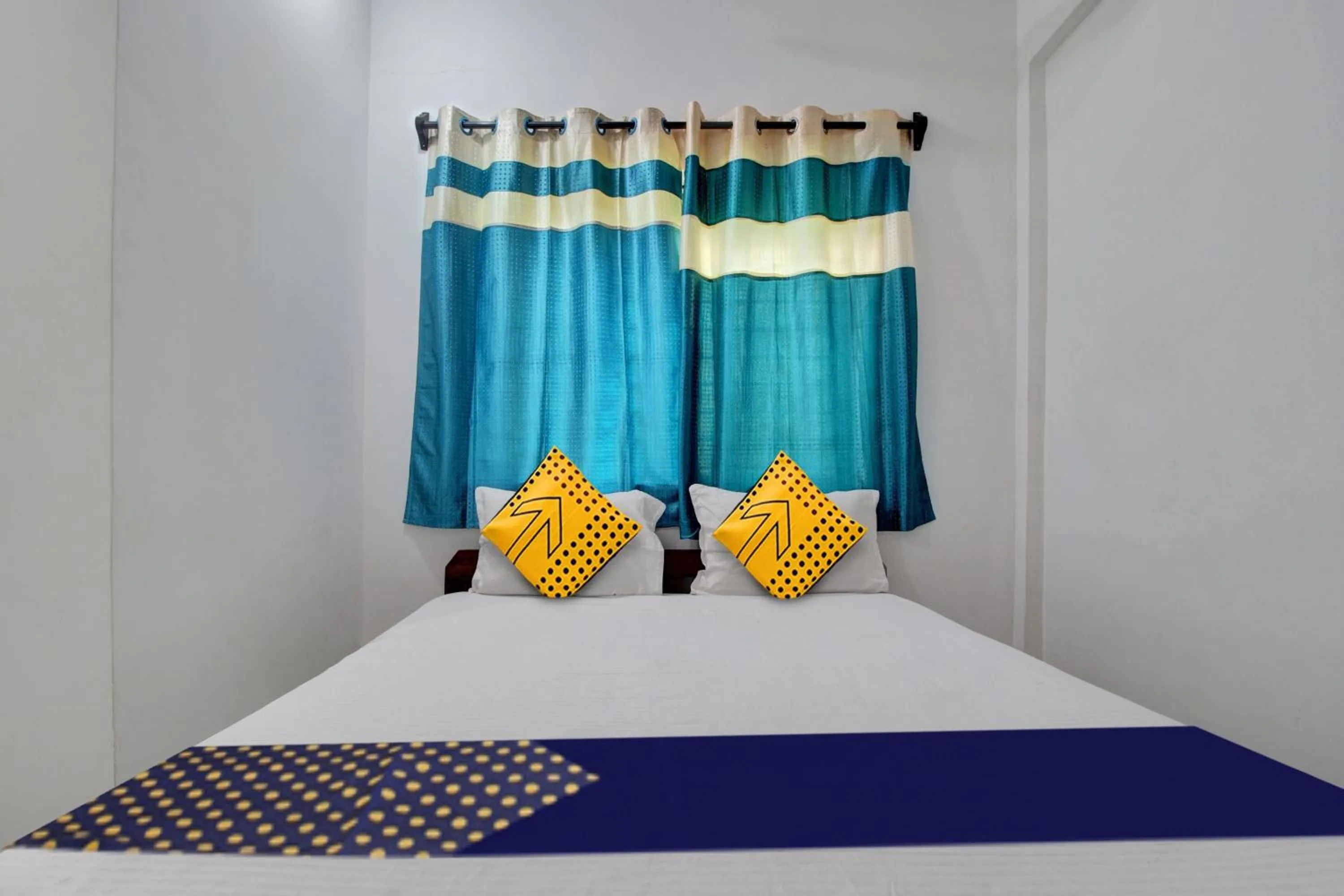 Bedroom, Bed in Hotel O U & I LIVINGS