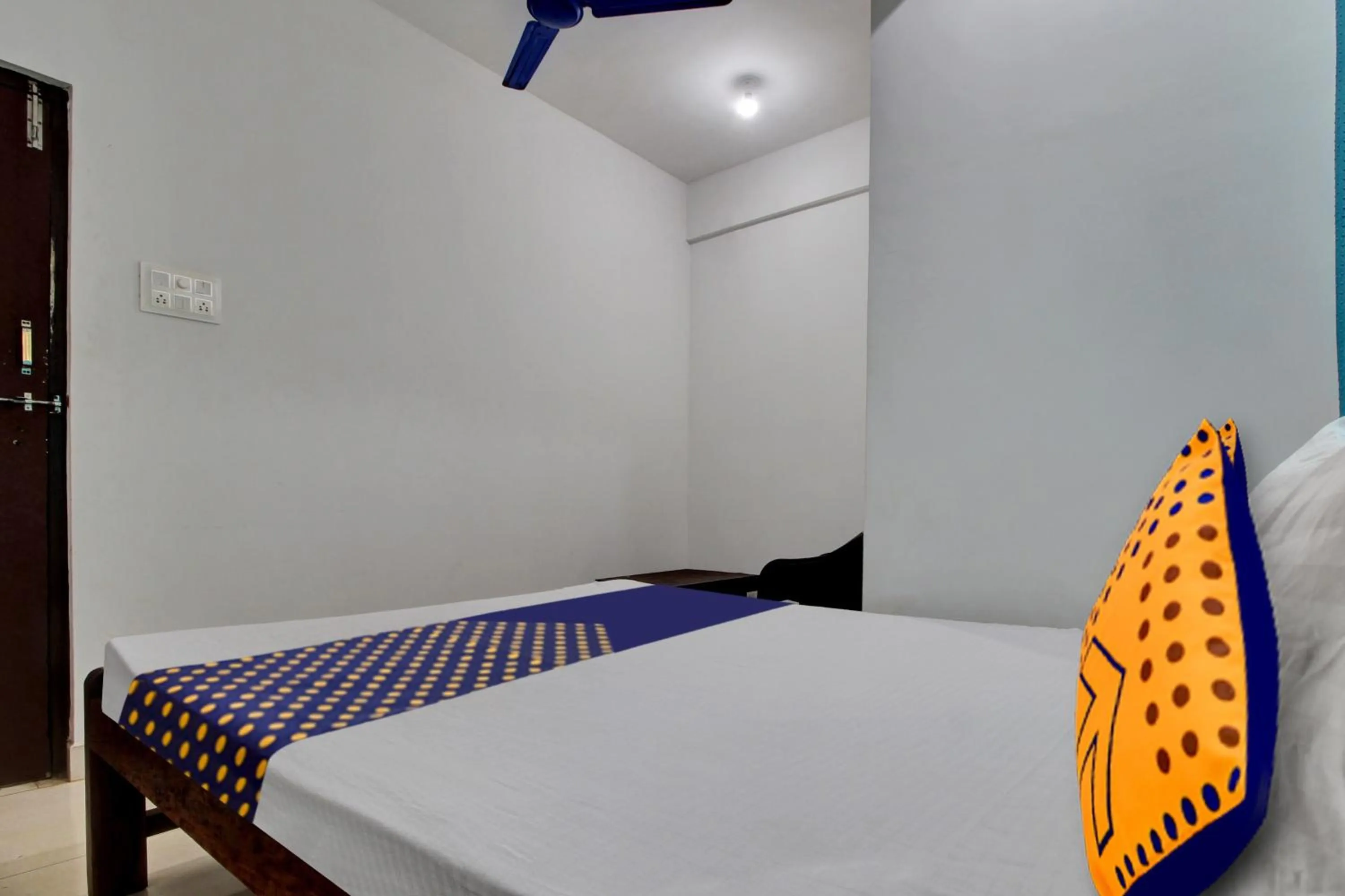 Bedroom, Bed in Hotel O U & I LIVINGS