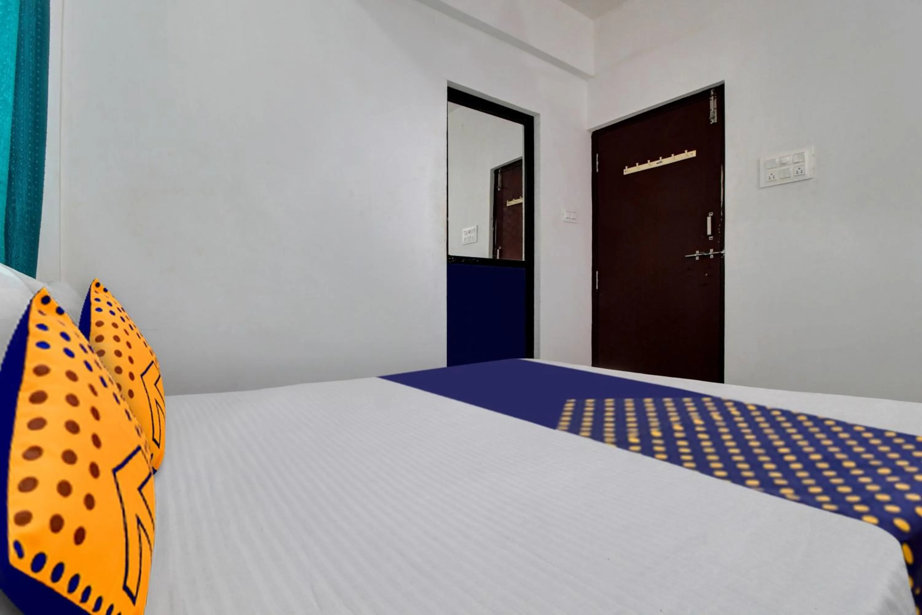 Bedroom, Bed in Hotel O U & I LIVINGS