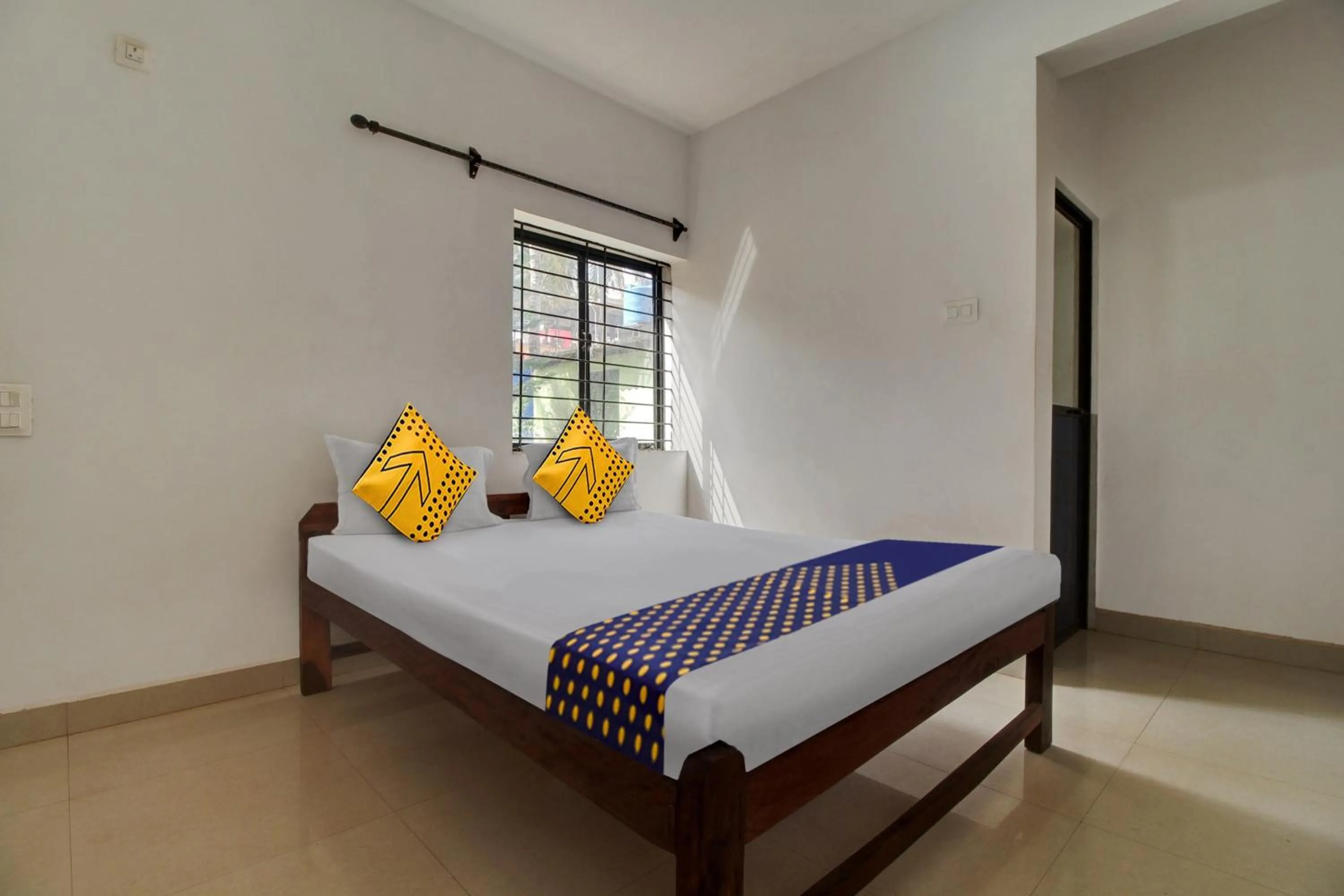 Bedroom, Bed in Hotel O U & I LIVINGS