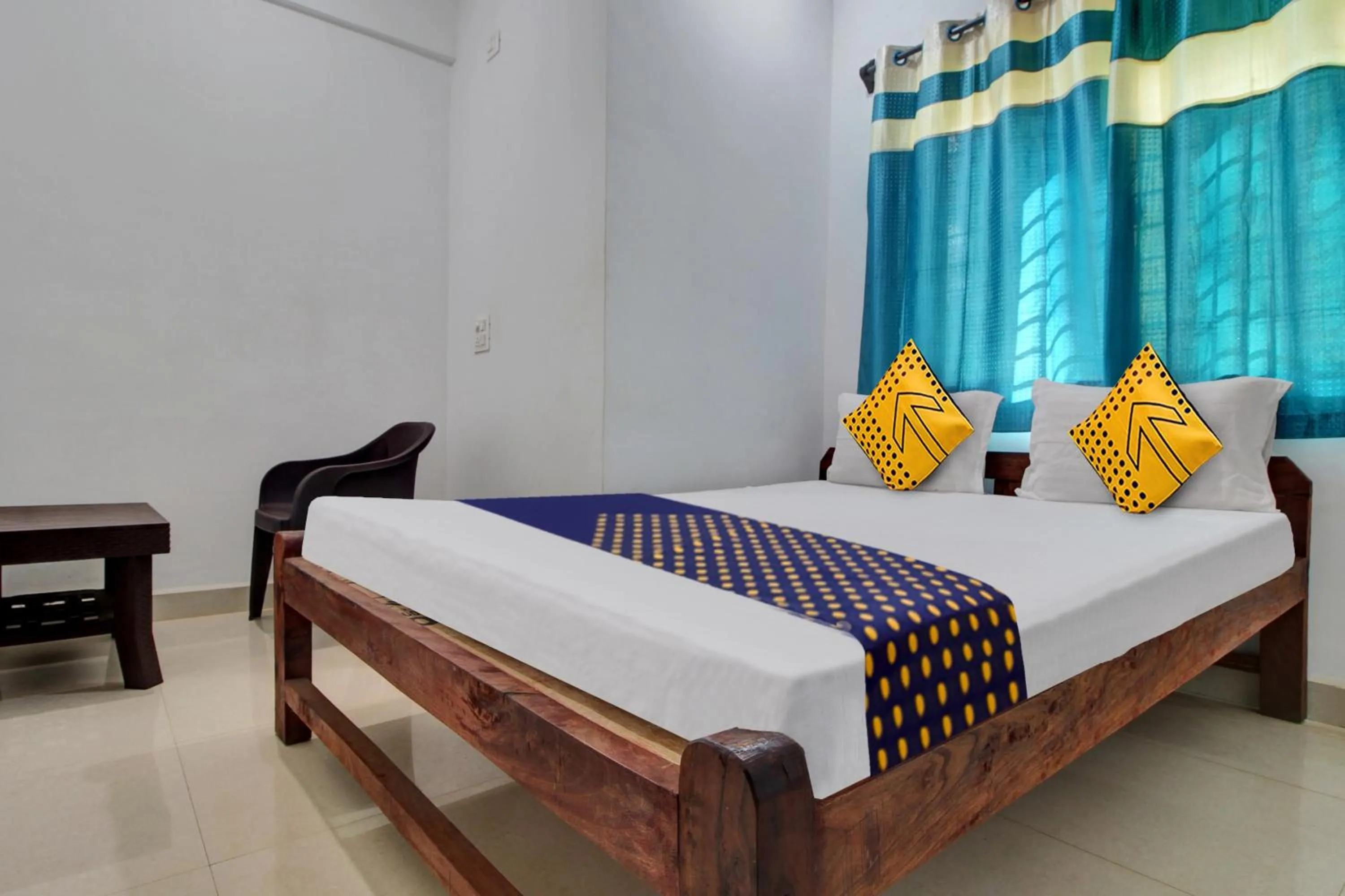 Bedroom, Bed in Hotel O U & I LIVINGS