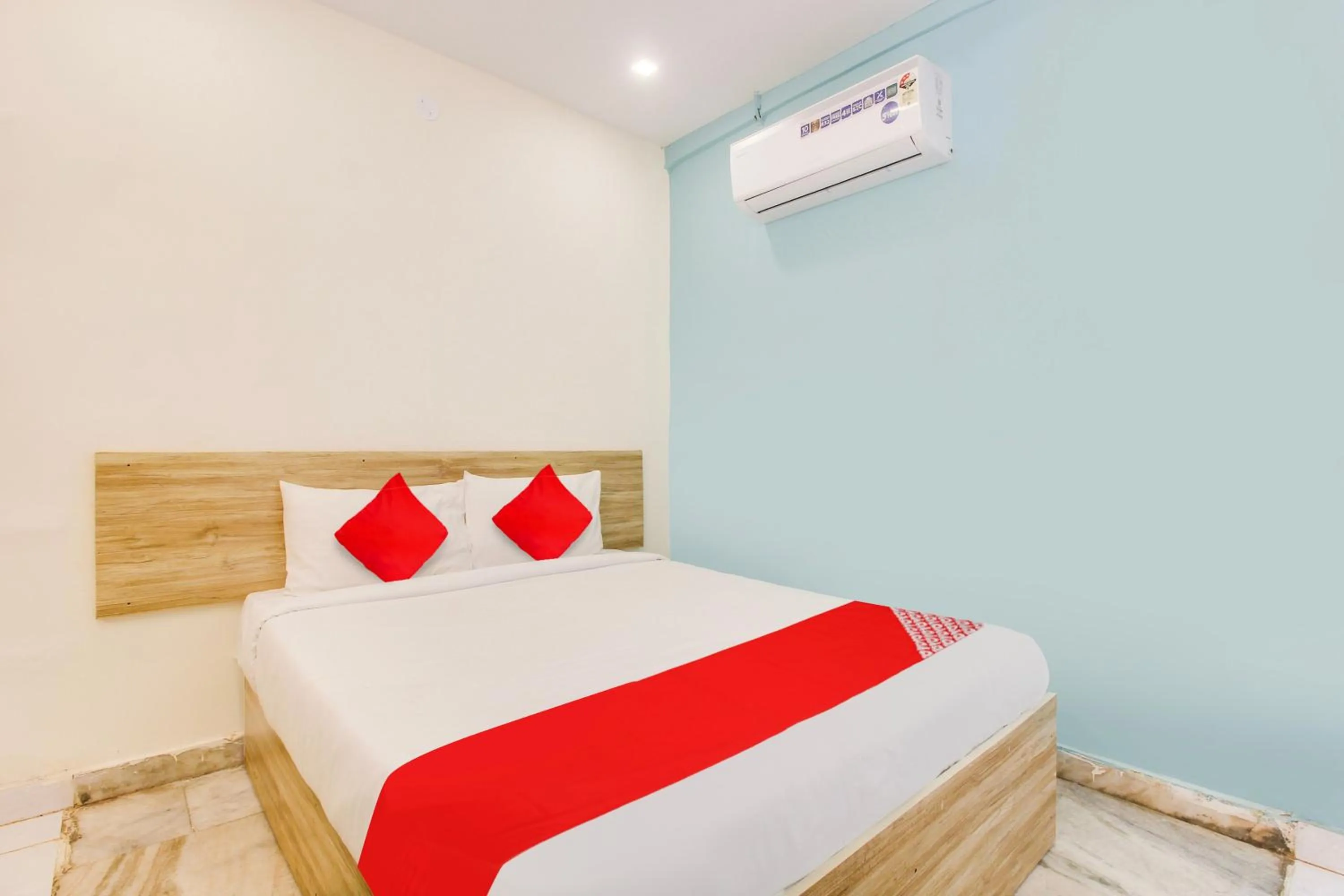 Bedroom in Hotel O R Squre Inn