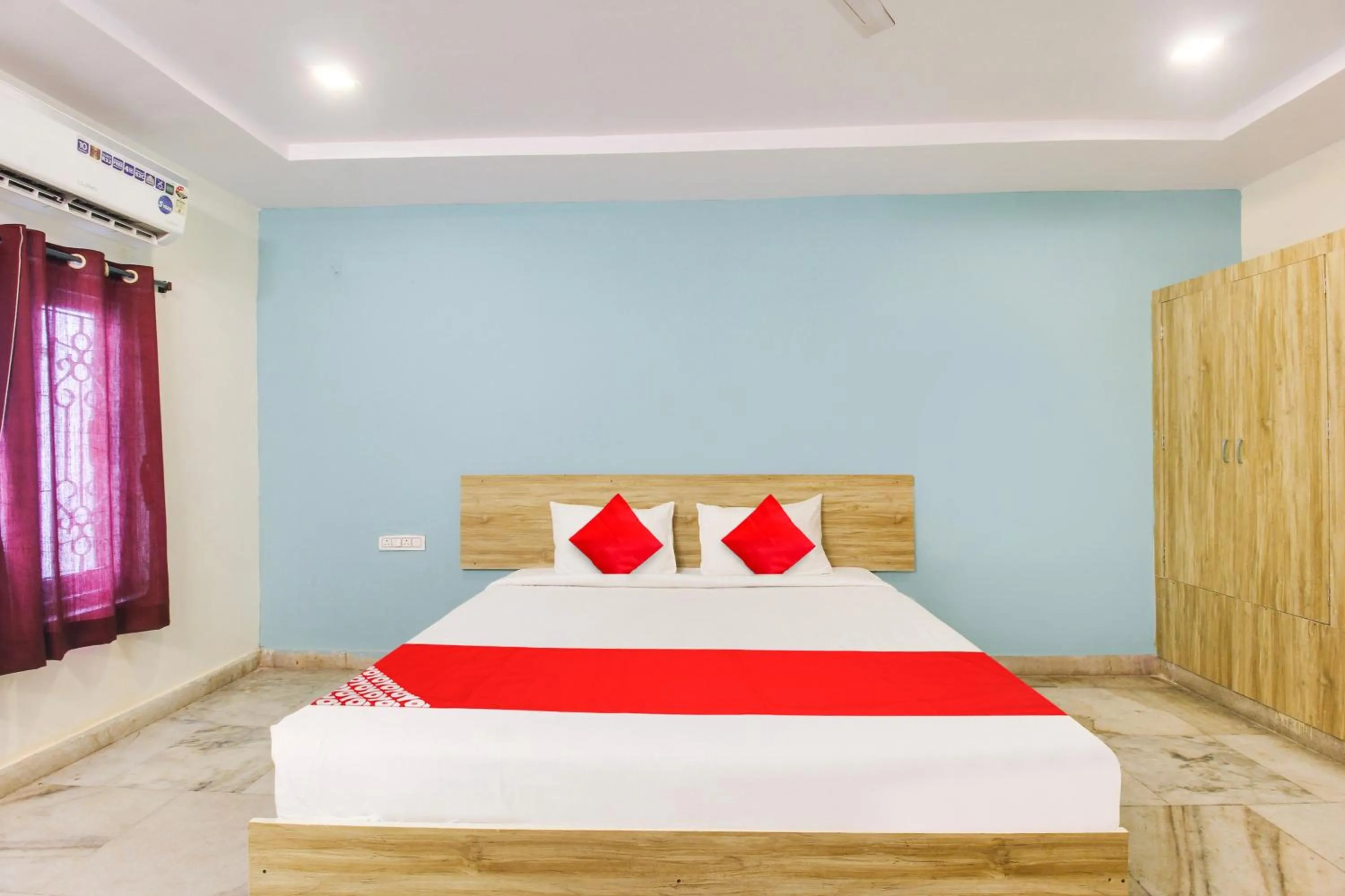 Bedroom in Hotel O R Squre Inn