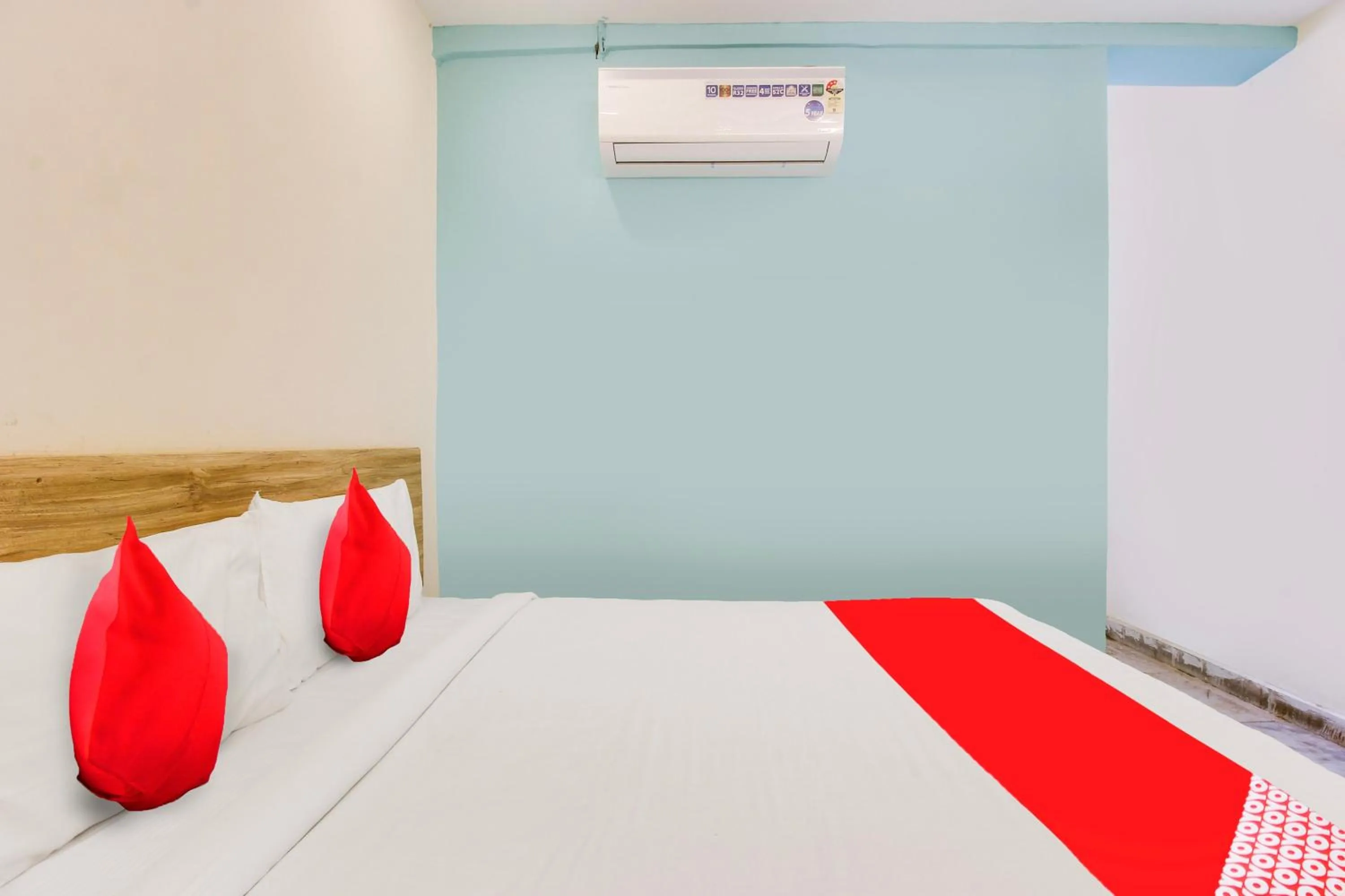 Bedroom in Hotel O R Squre Inn