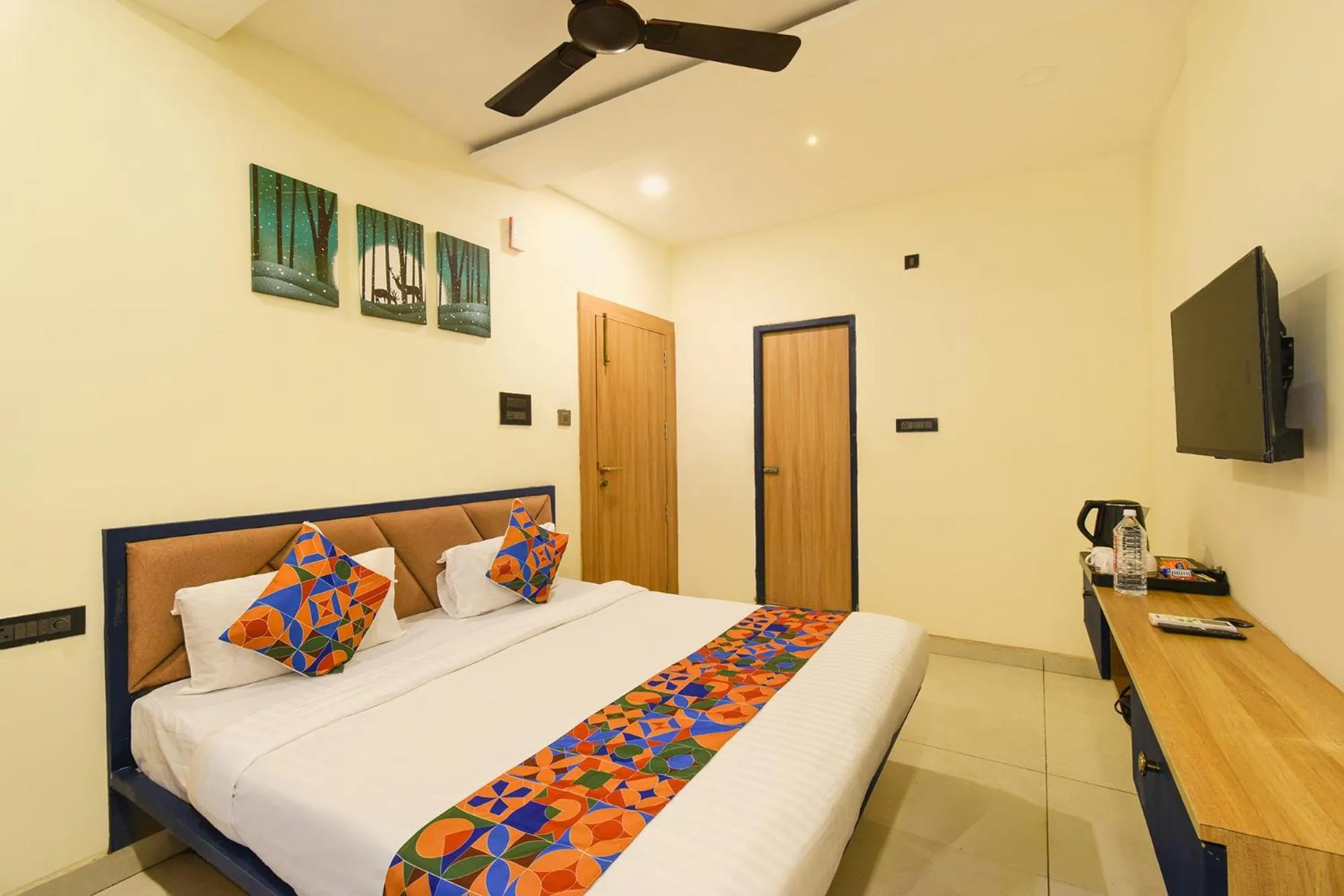 Deluxe Room - single occupancy in FabHotel Lake View Castle