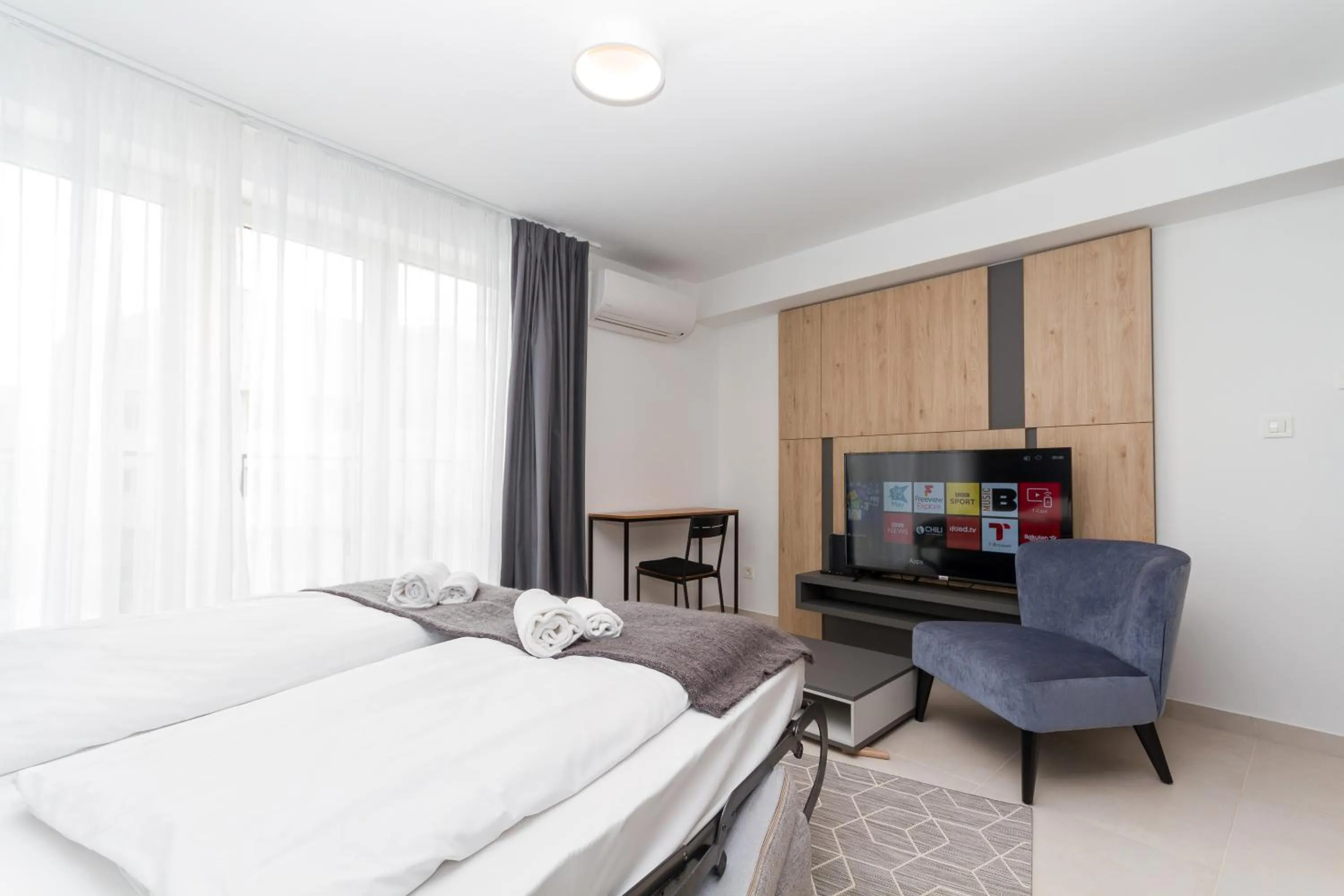 Bed in Garden Palace - Da Matteo Deluxe Apartment