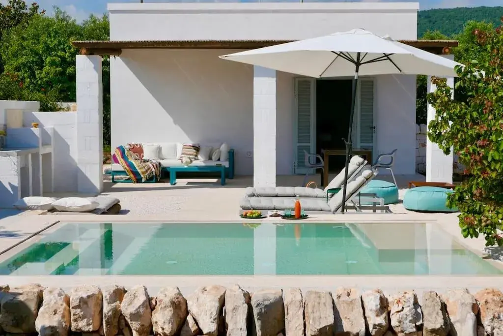 Masseria Pezze Galere-La Casa del Fico con piscina idromassaggio privata Masseria Pezze Galere-La Casa del Fico con piscina idromassaggio privata