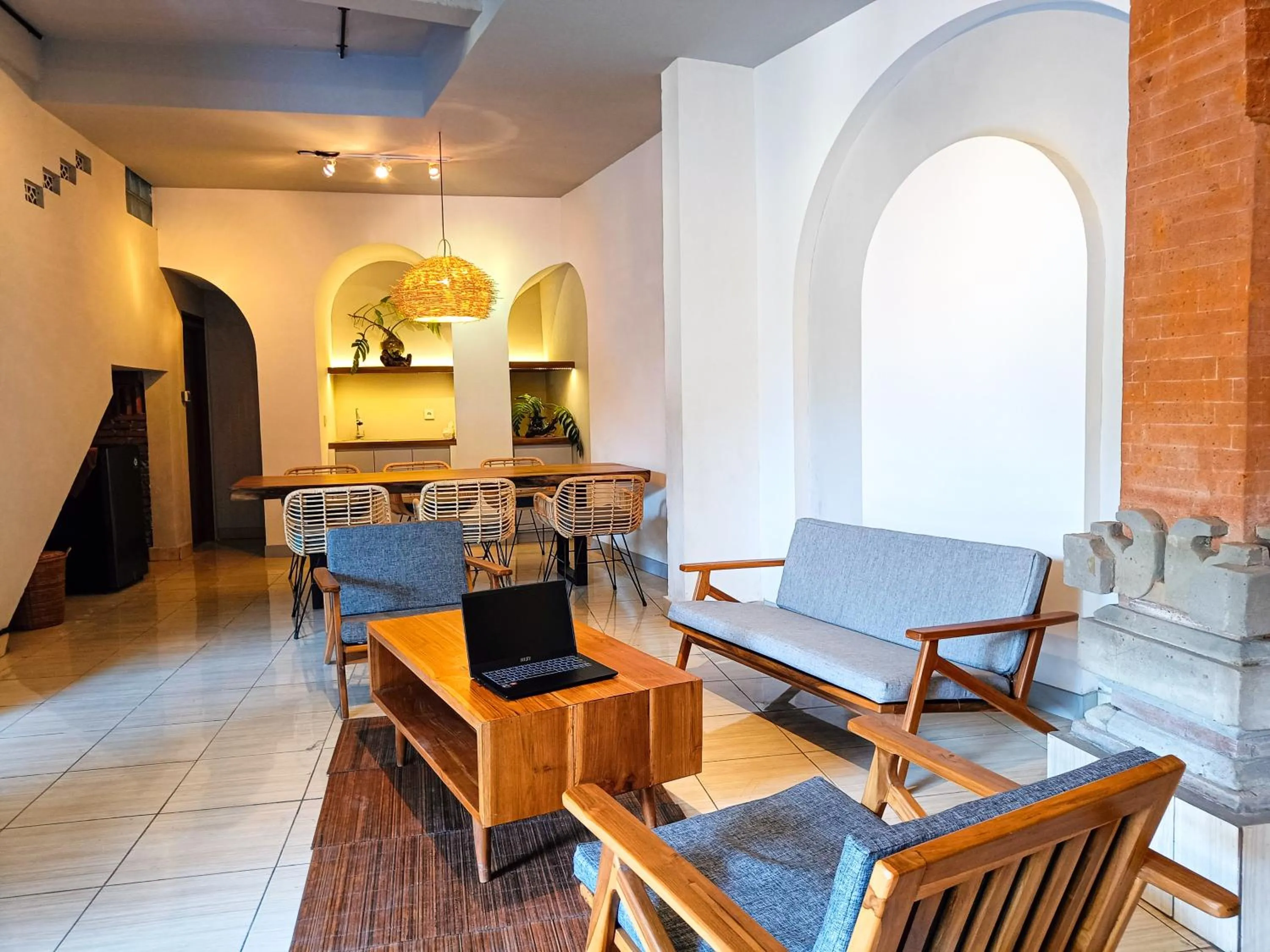 Living room in Nobody Inn Bali at Arya guest house