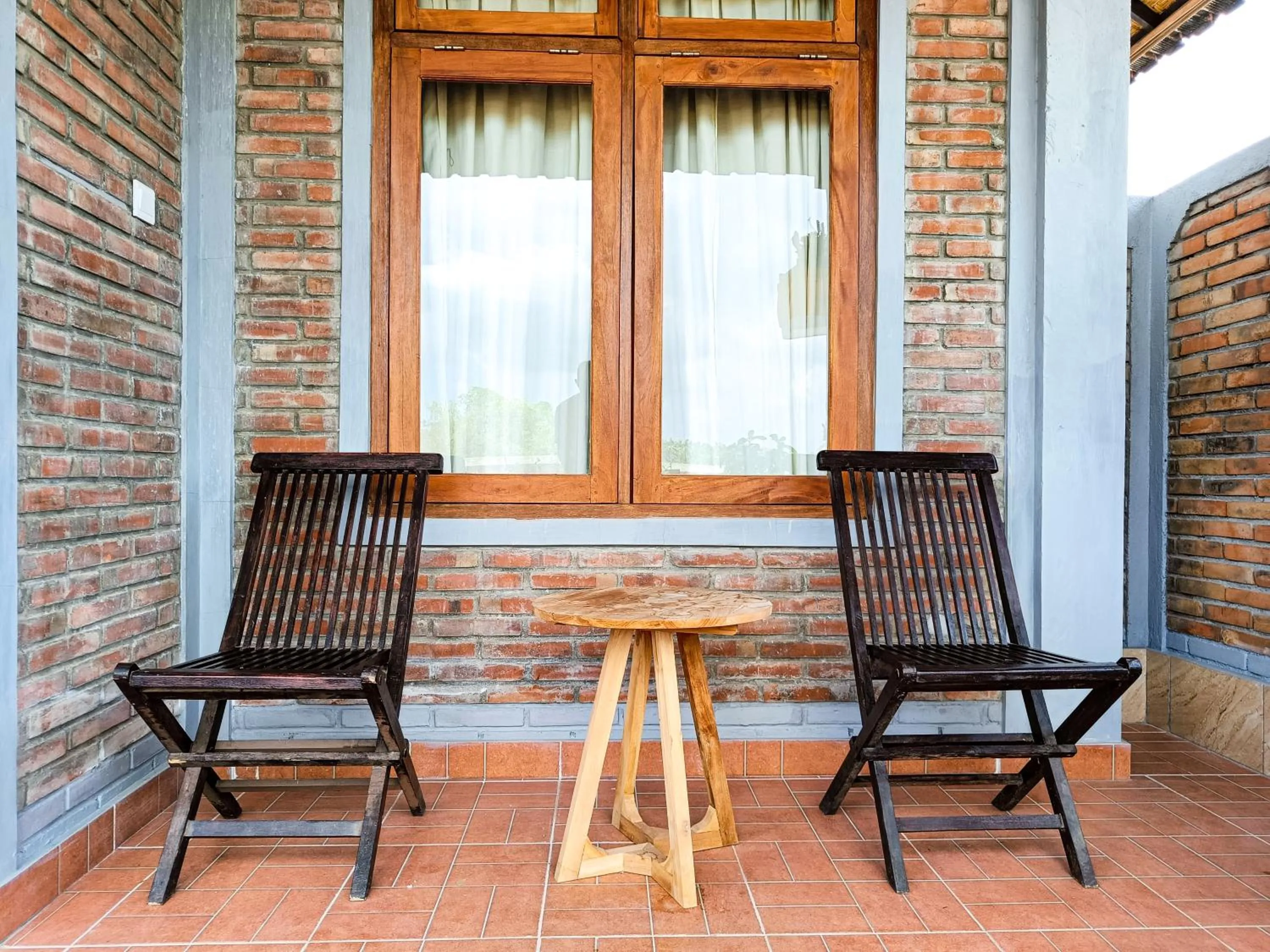 Patio in Nobody Inn Bali at Arya guest house
