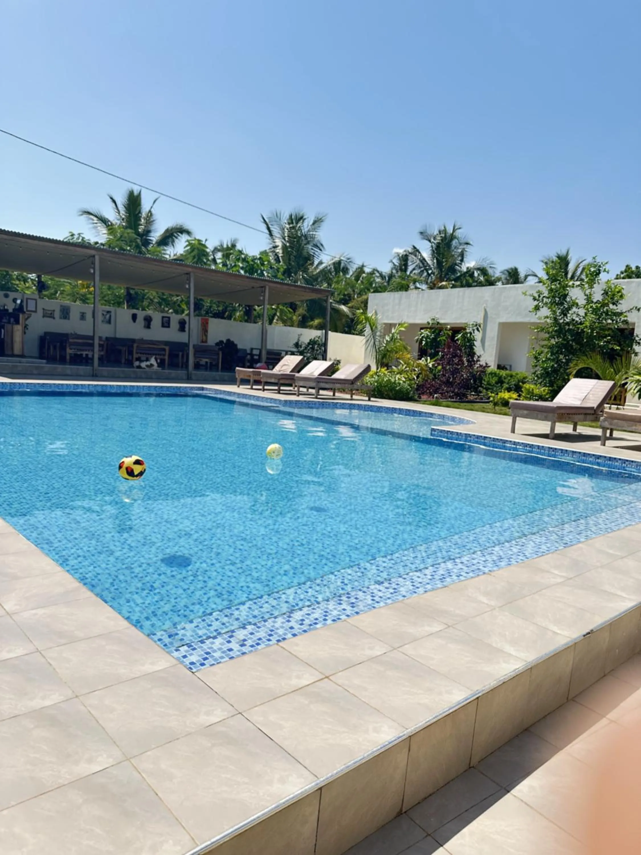 Swimming pool in Fukuchani Inn Hotel