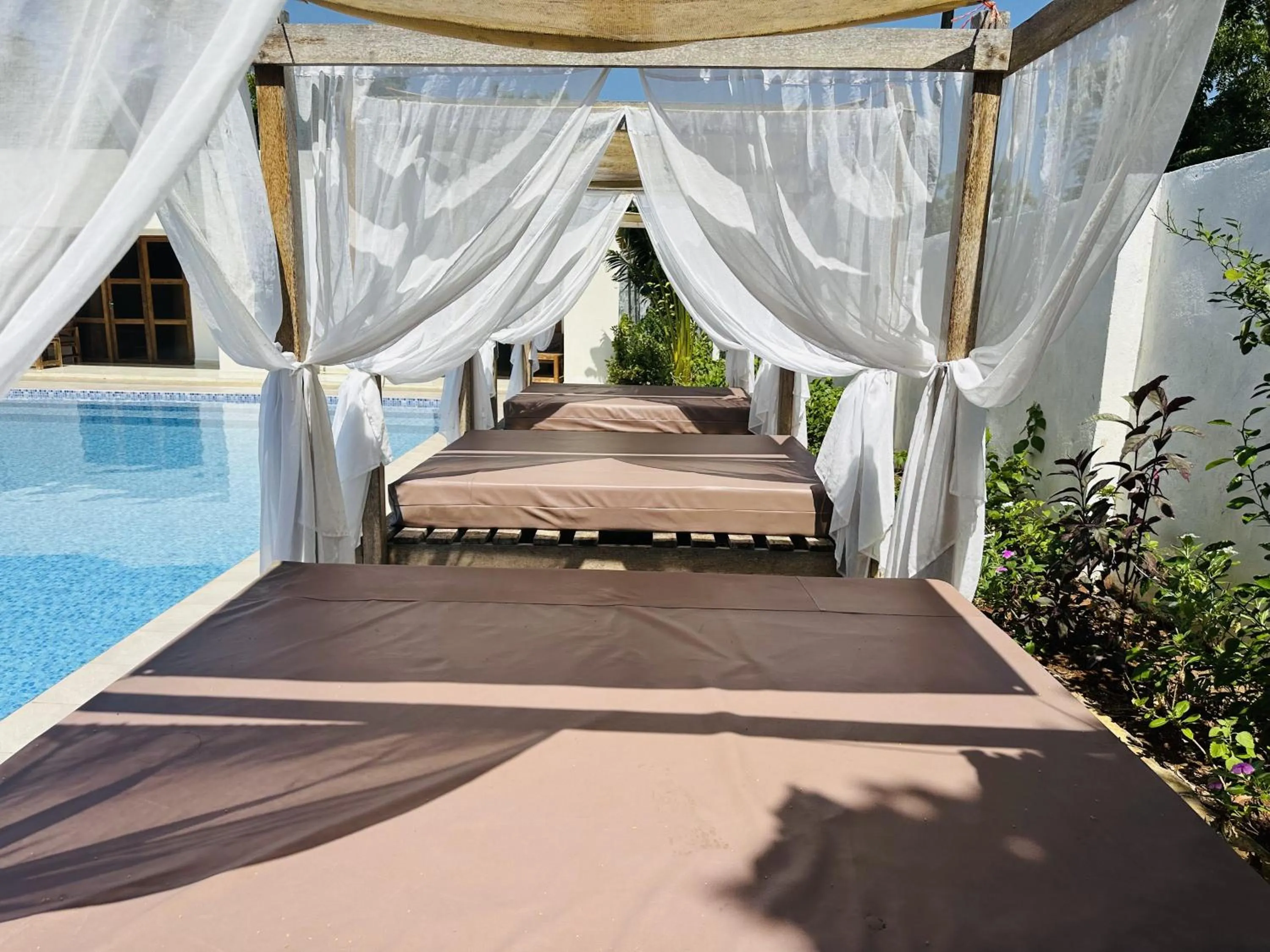 Swimming pool in Fukuchani Inn Hotel