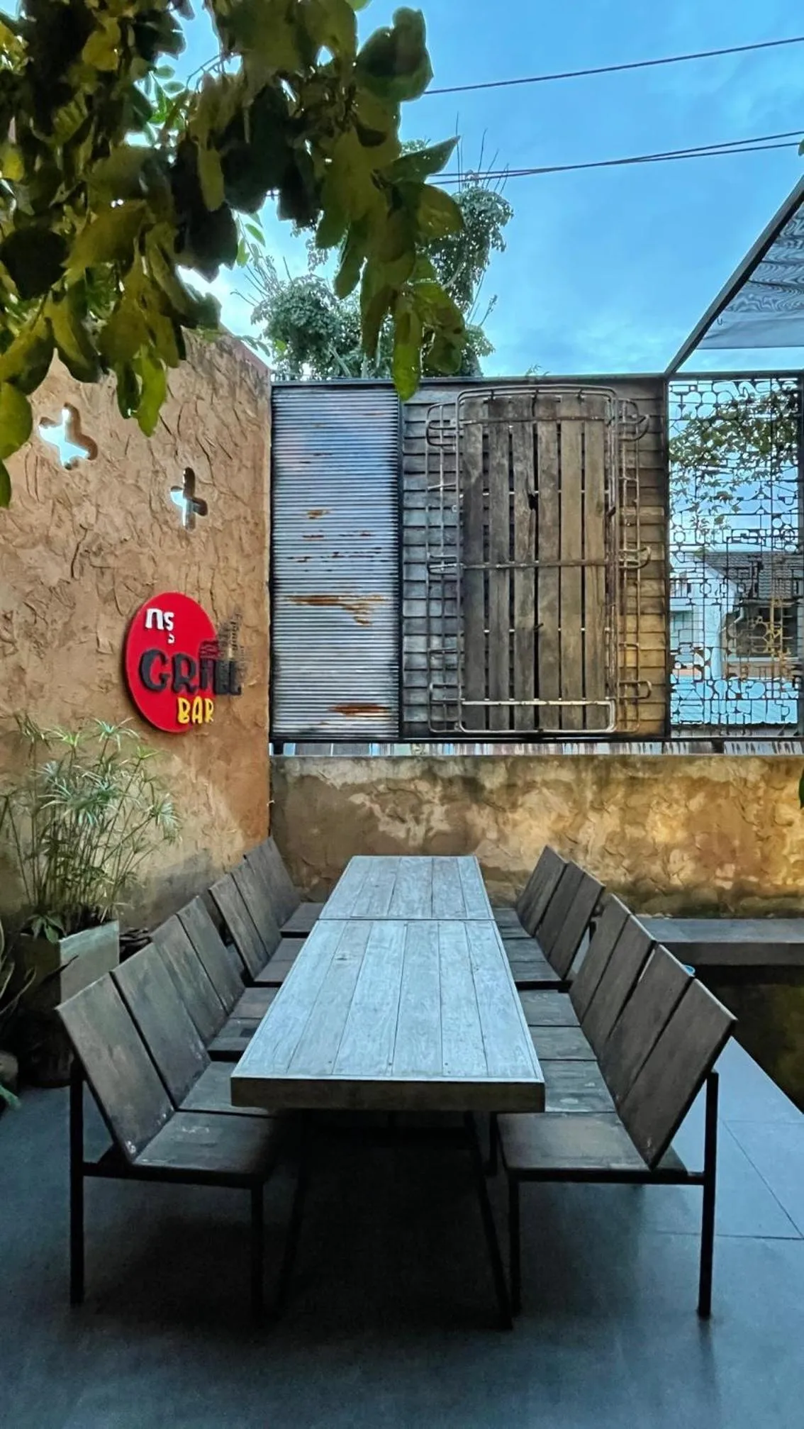 Restaurant/places to eat in Sibtis Hotel