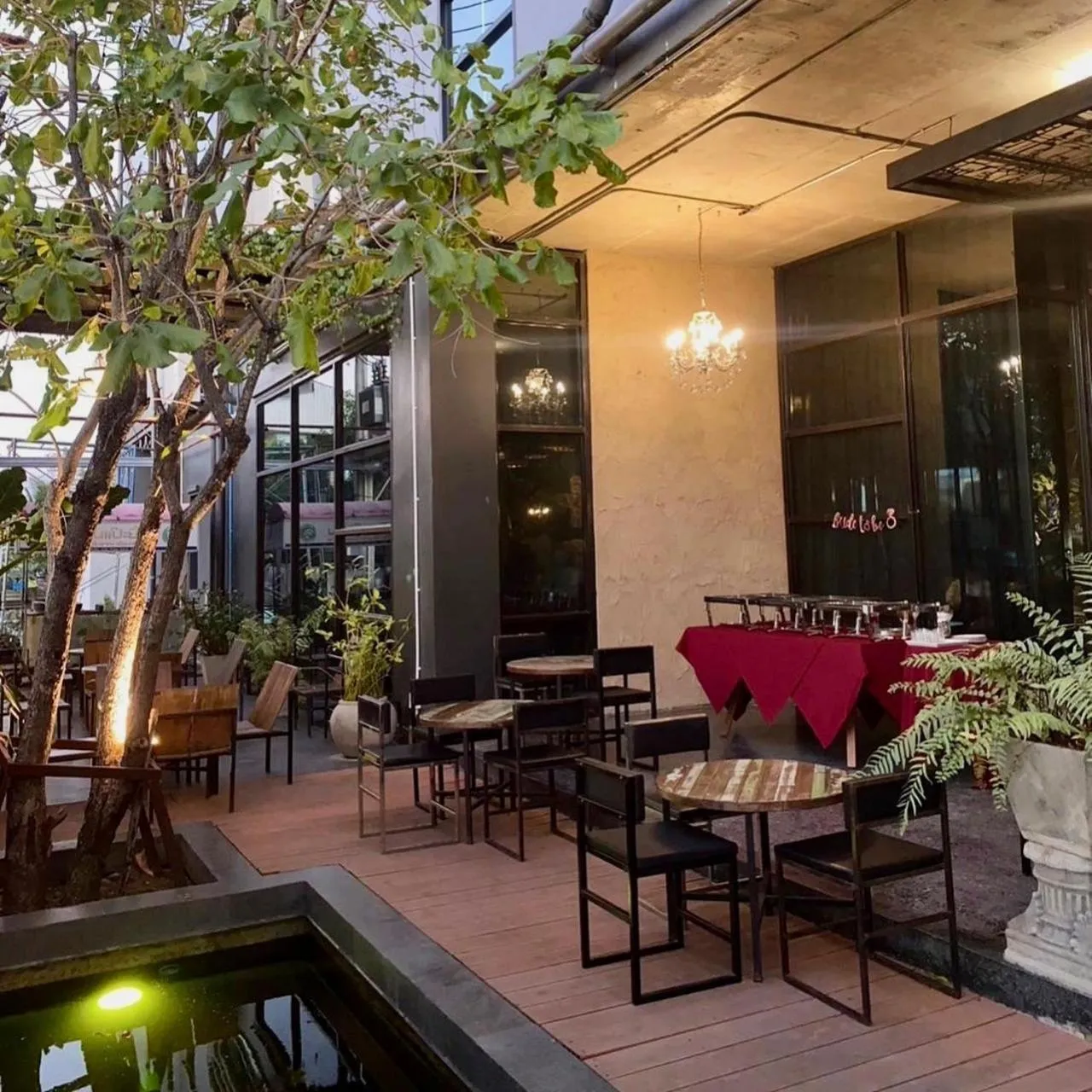 Restaurant/places to eat in Sibtis Hotel