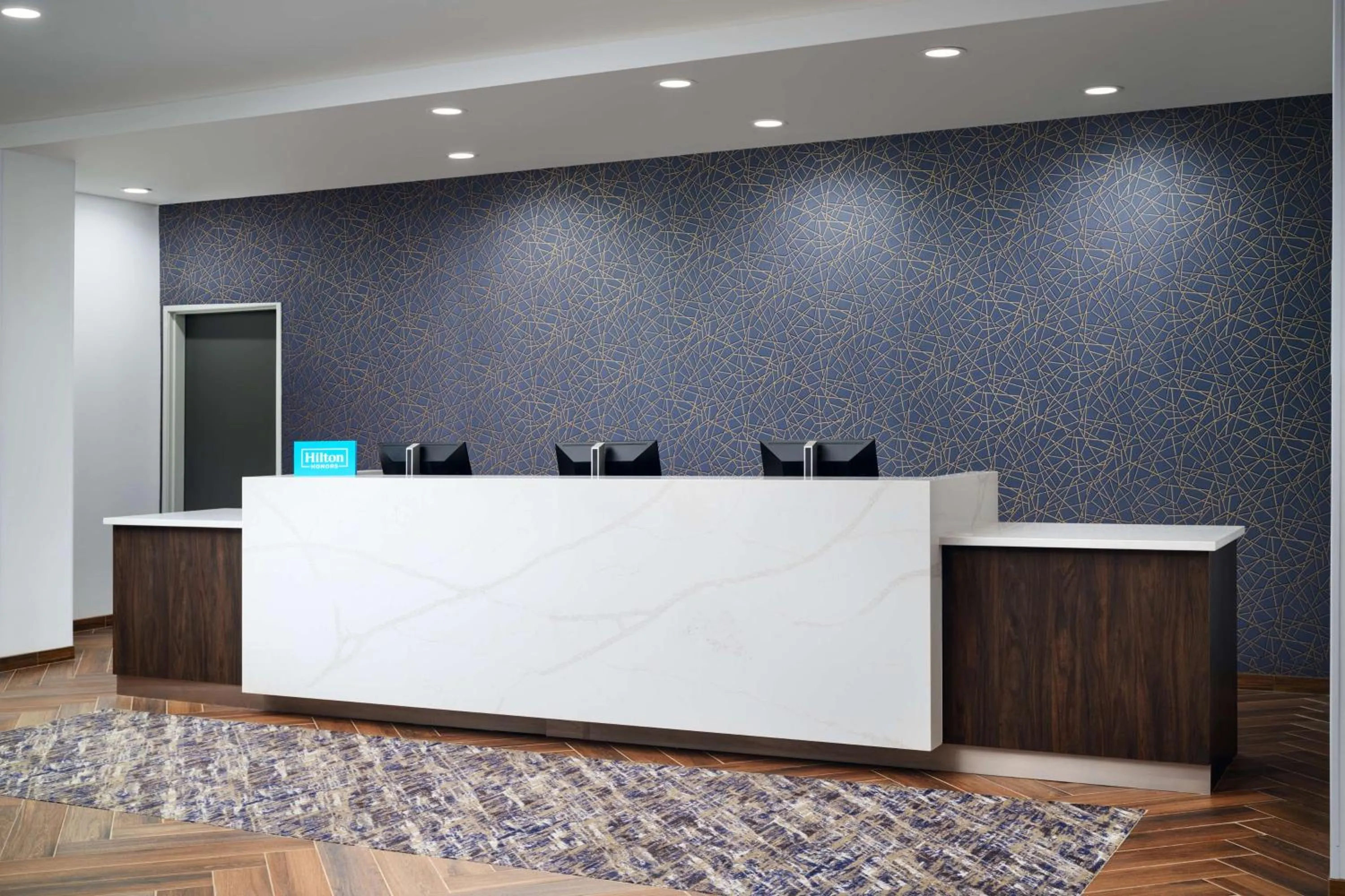 Lobby or reception in Hampton Inn Towson Downtown