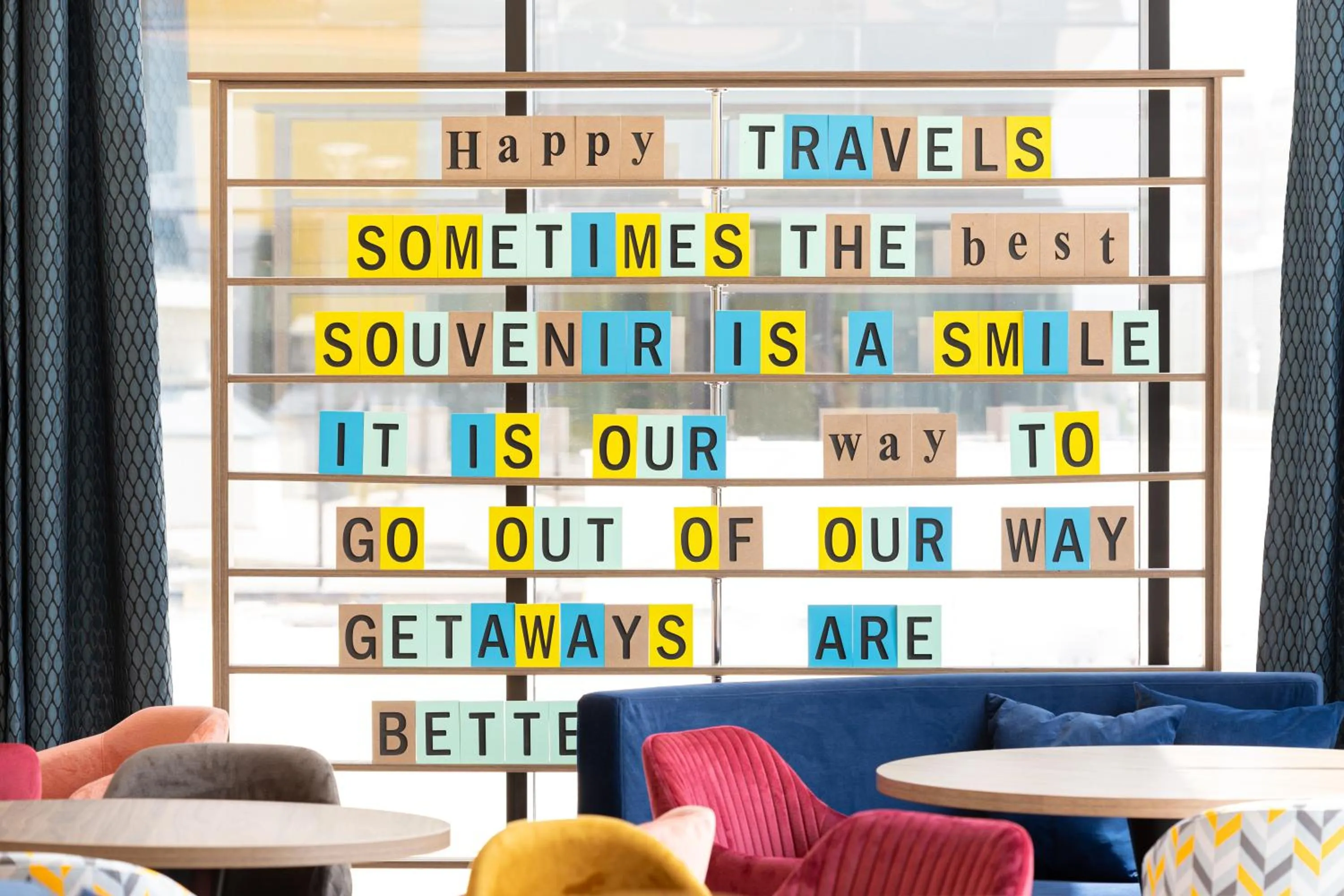 Decorative detail in Hampton By Hilton Targu Mures