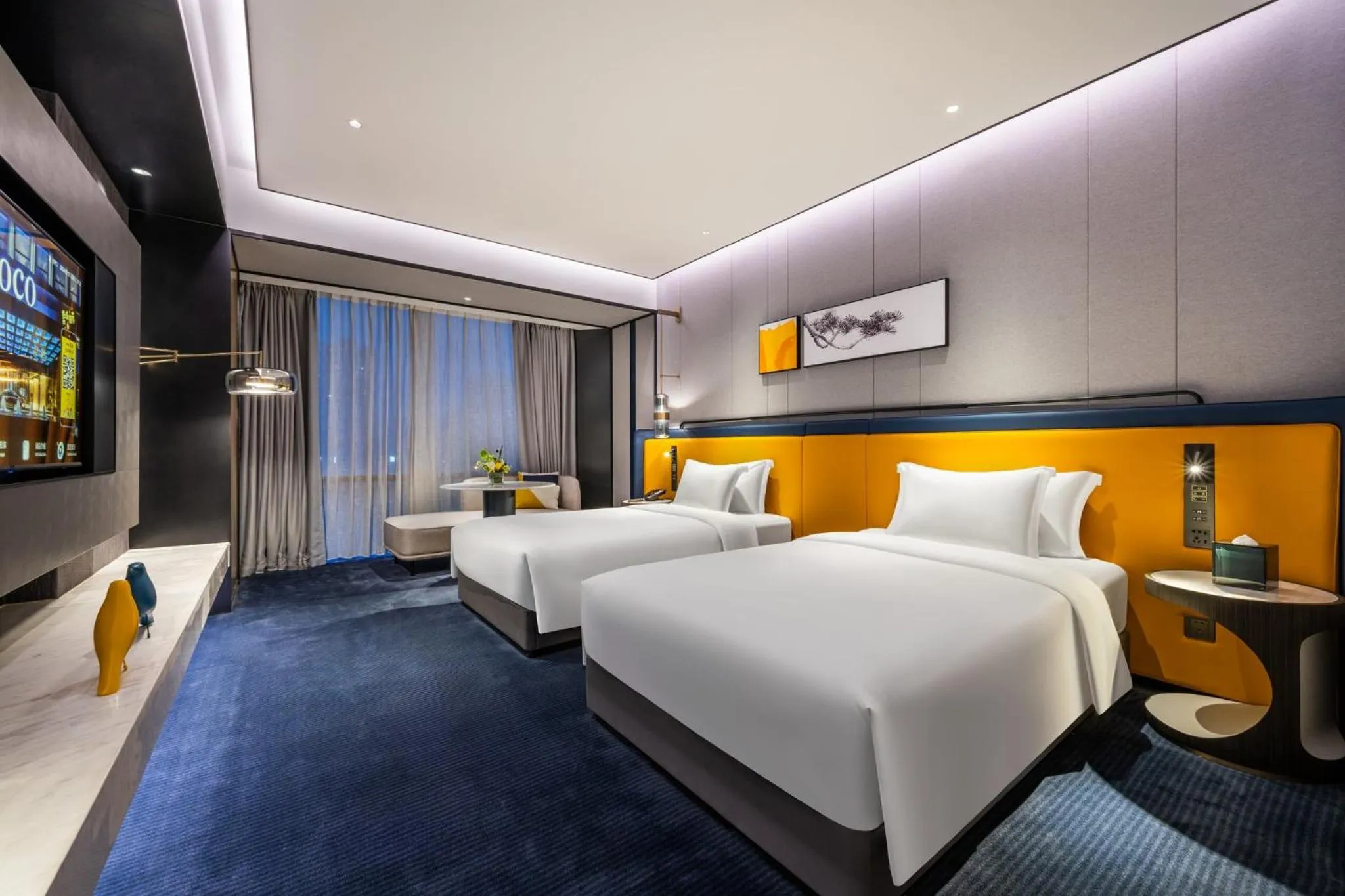 Photo of the whole room, Bed in voco Hefei Binhu by IHG