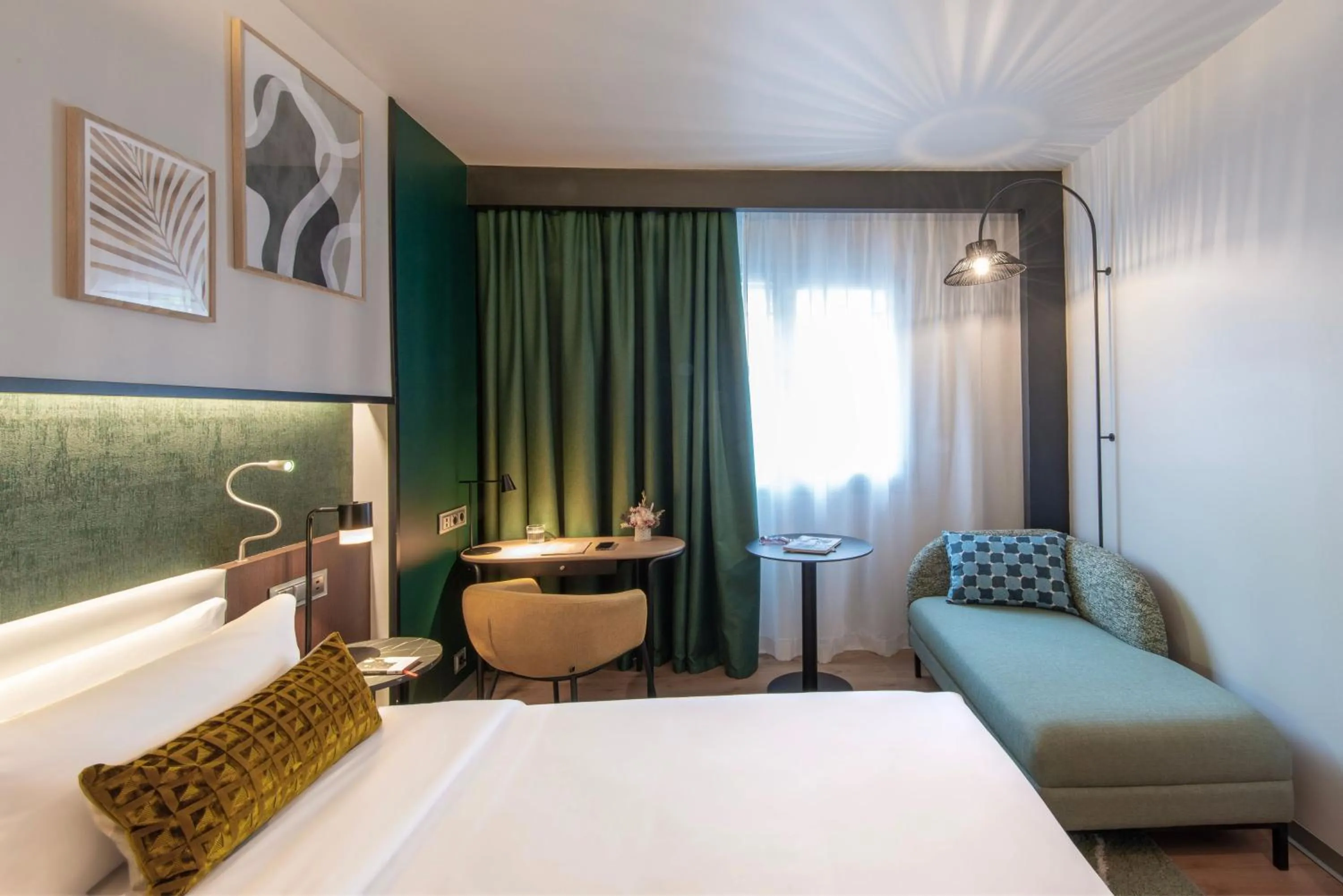 Photo of the whole room, Bed in Crowne Plaza Madrid - Centre Retiro by IHG