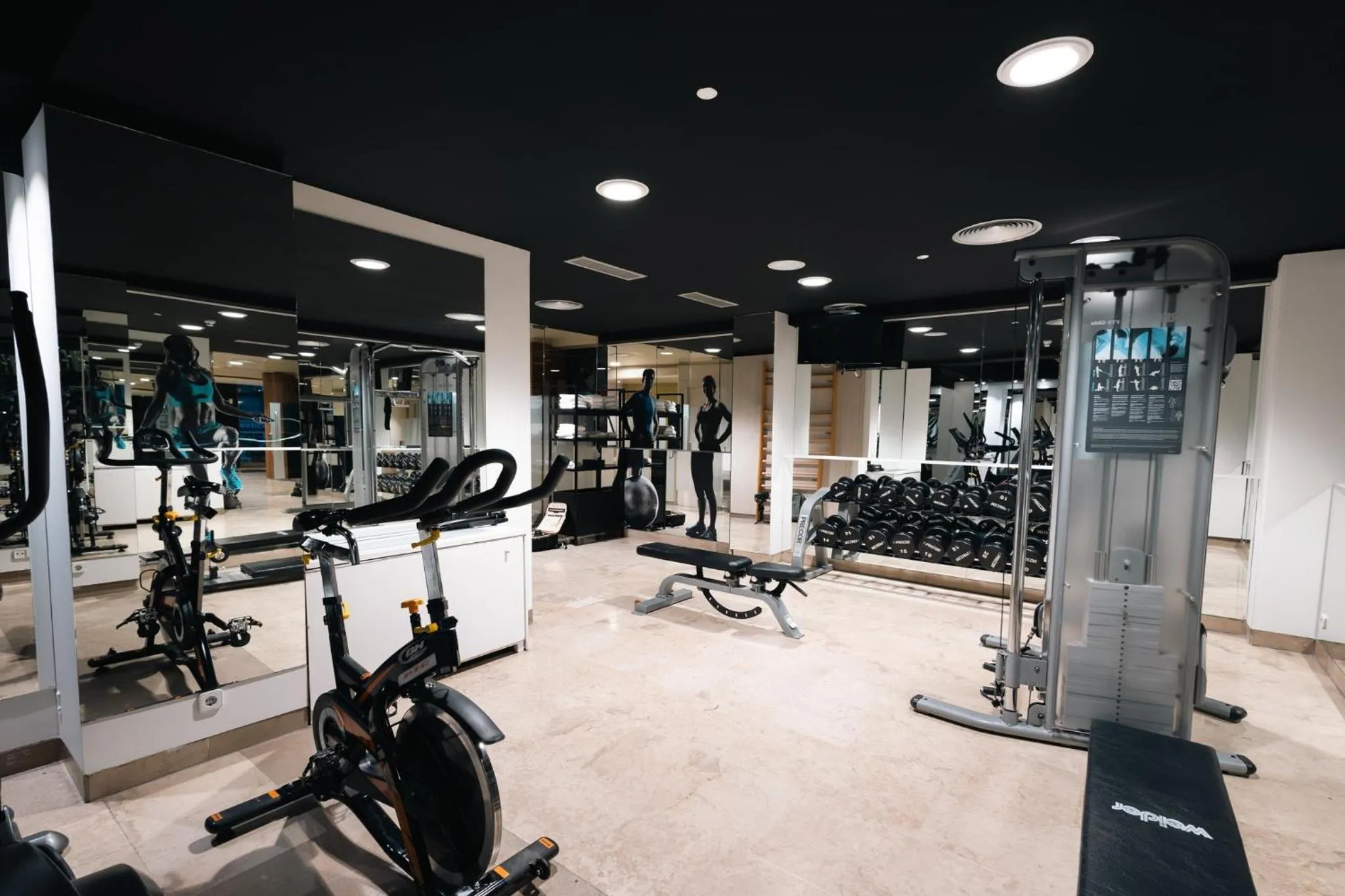 Fitness centre/facilities in Crowne Plaza Madrid - Centre Retiro by IHG