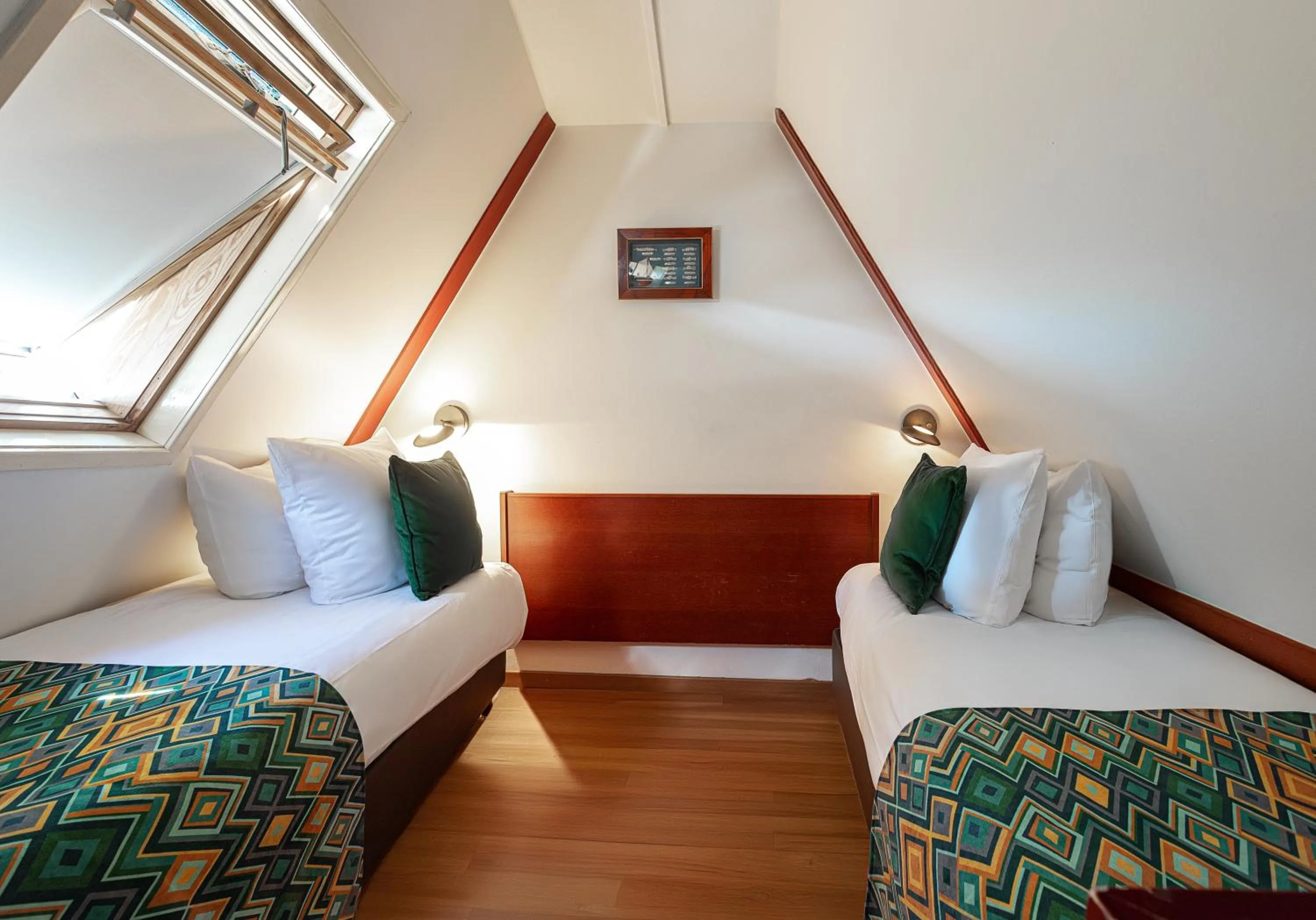 Bed in Boutique Hotel des Arts